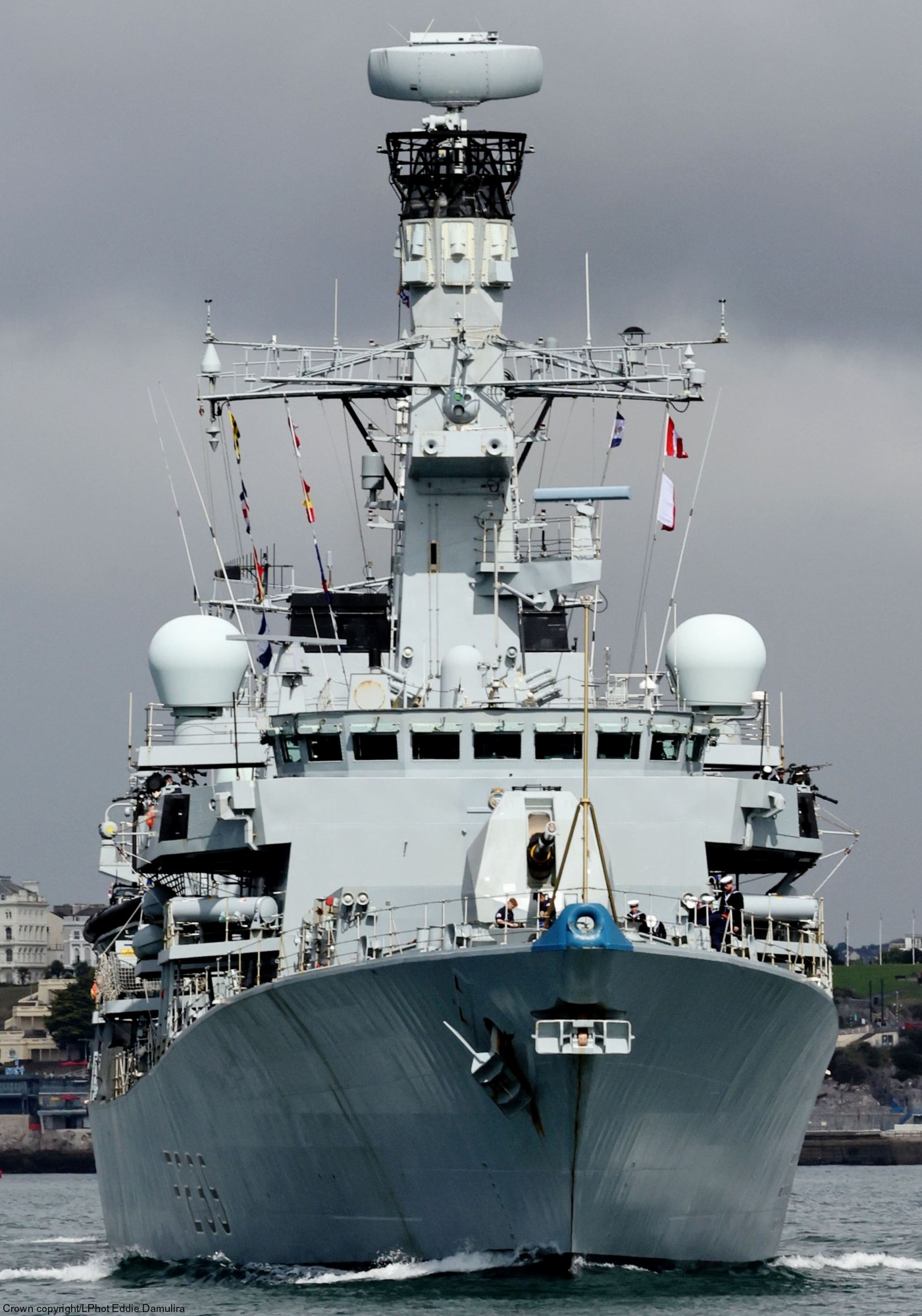 f-239 hms richmond type 23 duke class guided missile frigate ffg royal navy 21