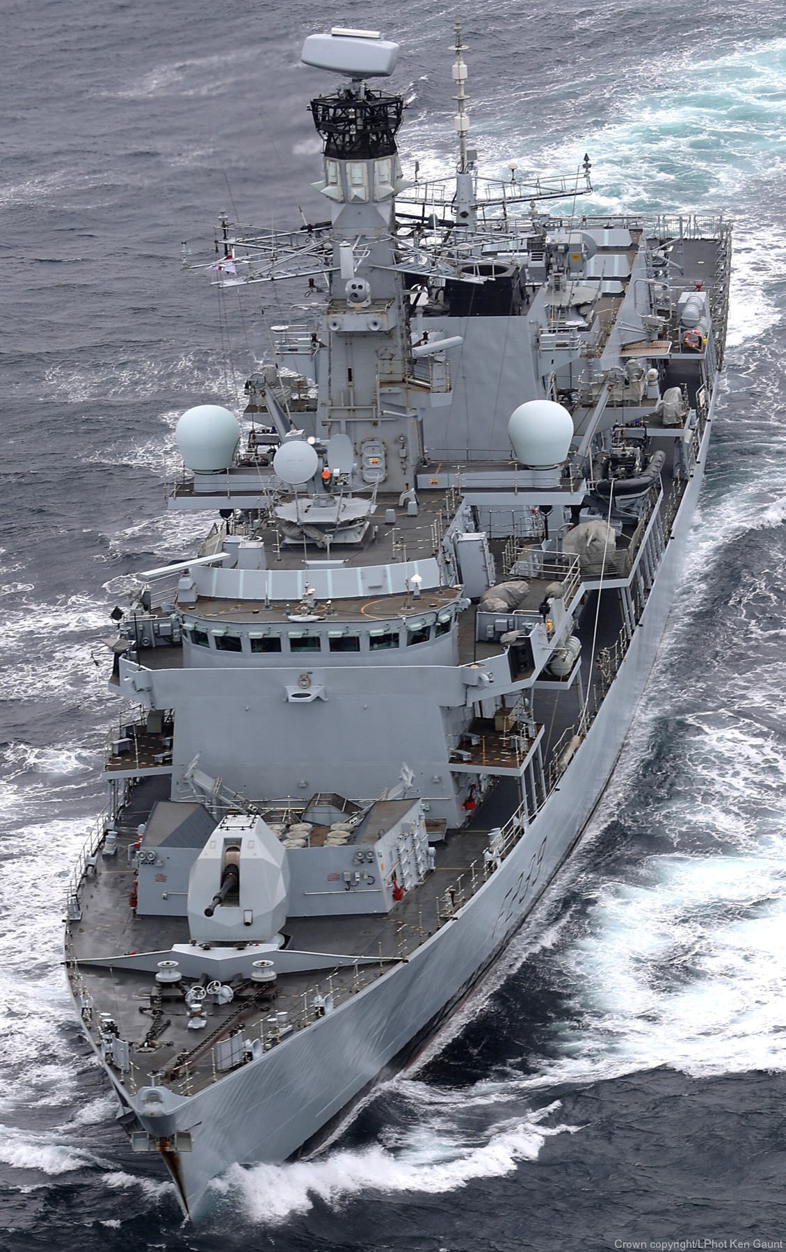 f-239 hms richmond type 23 duke class guided missile frigate ffg royal navy 23