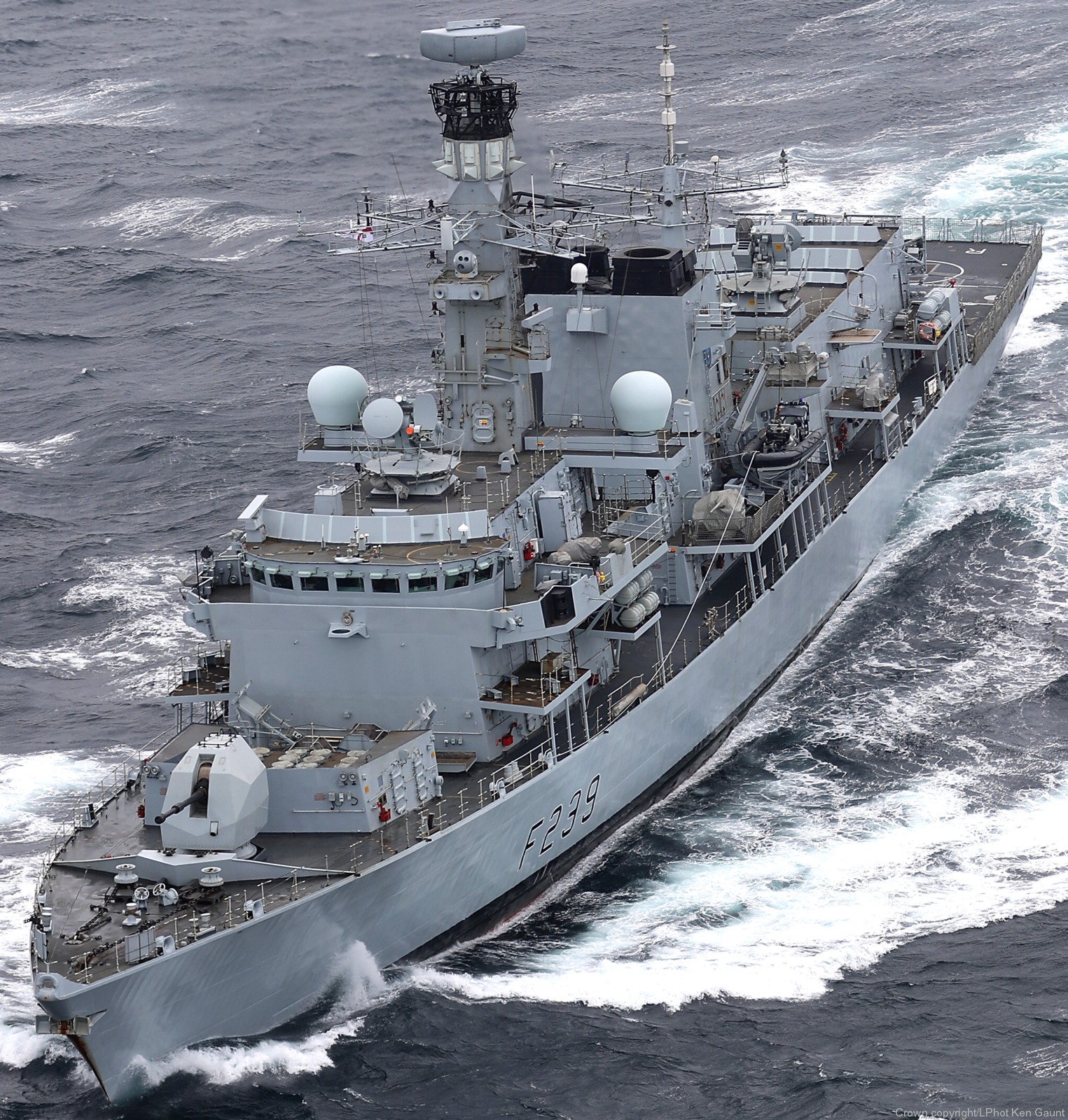 f-239 hms richmond type 23 duke class guided missile frigate ffg royal navy 24