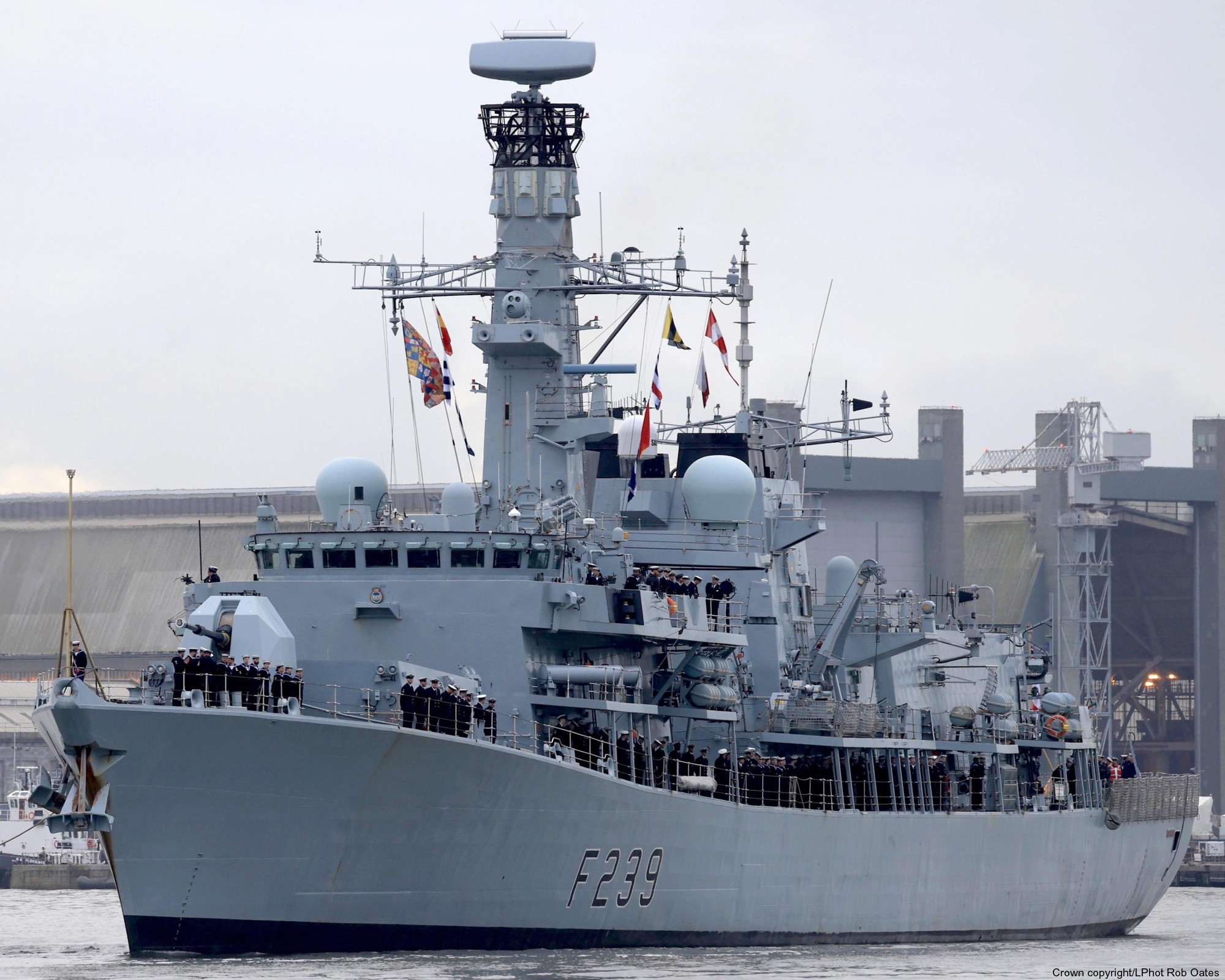 f-239 hms richmond type 23 duke class guided missile frigate ffg royal navy 27