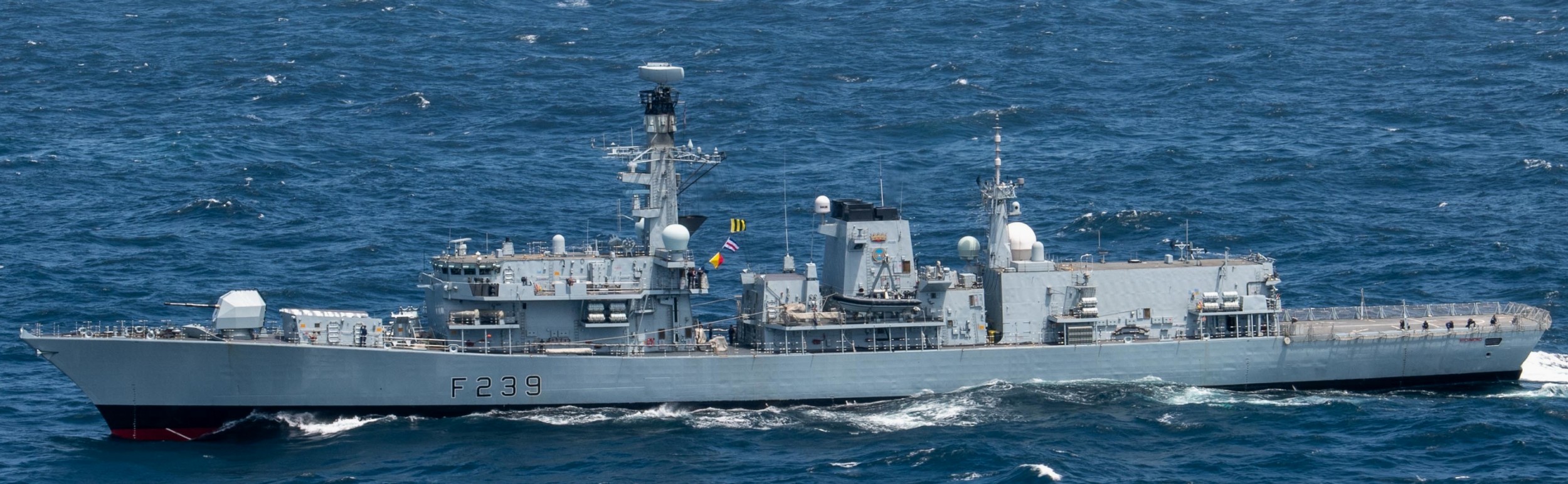 f-239 hms richmond type 23 duke class guided missile frigate ffg royal navy 43