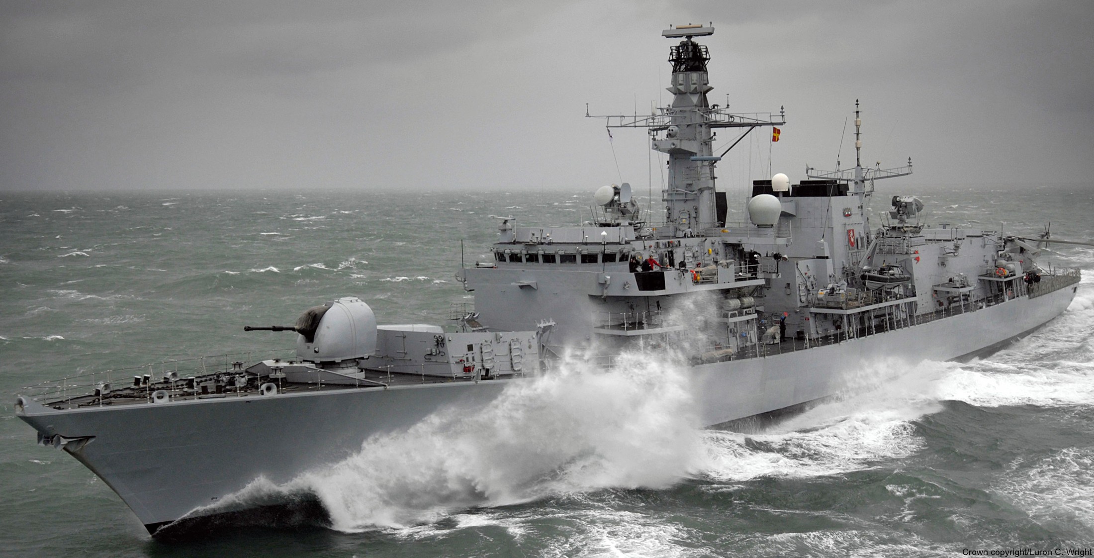 f-78 hms kent type 23 duke class guided missile frigate ffg royal navy 02