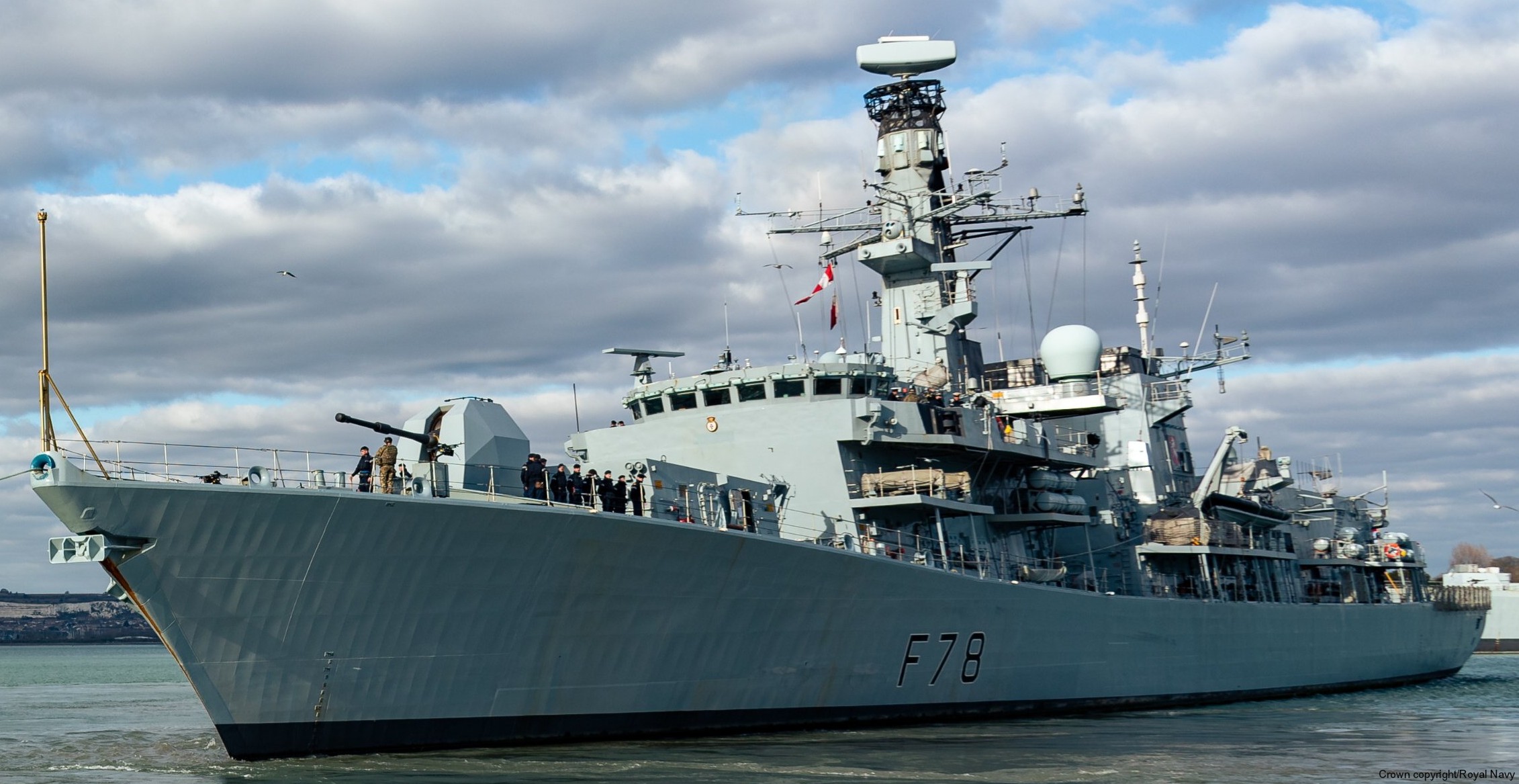 f-78 hms kent type 23 duke class guided missile frigate ffg royal navy 19