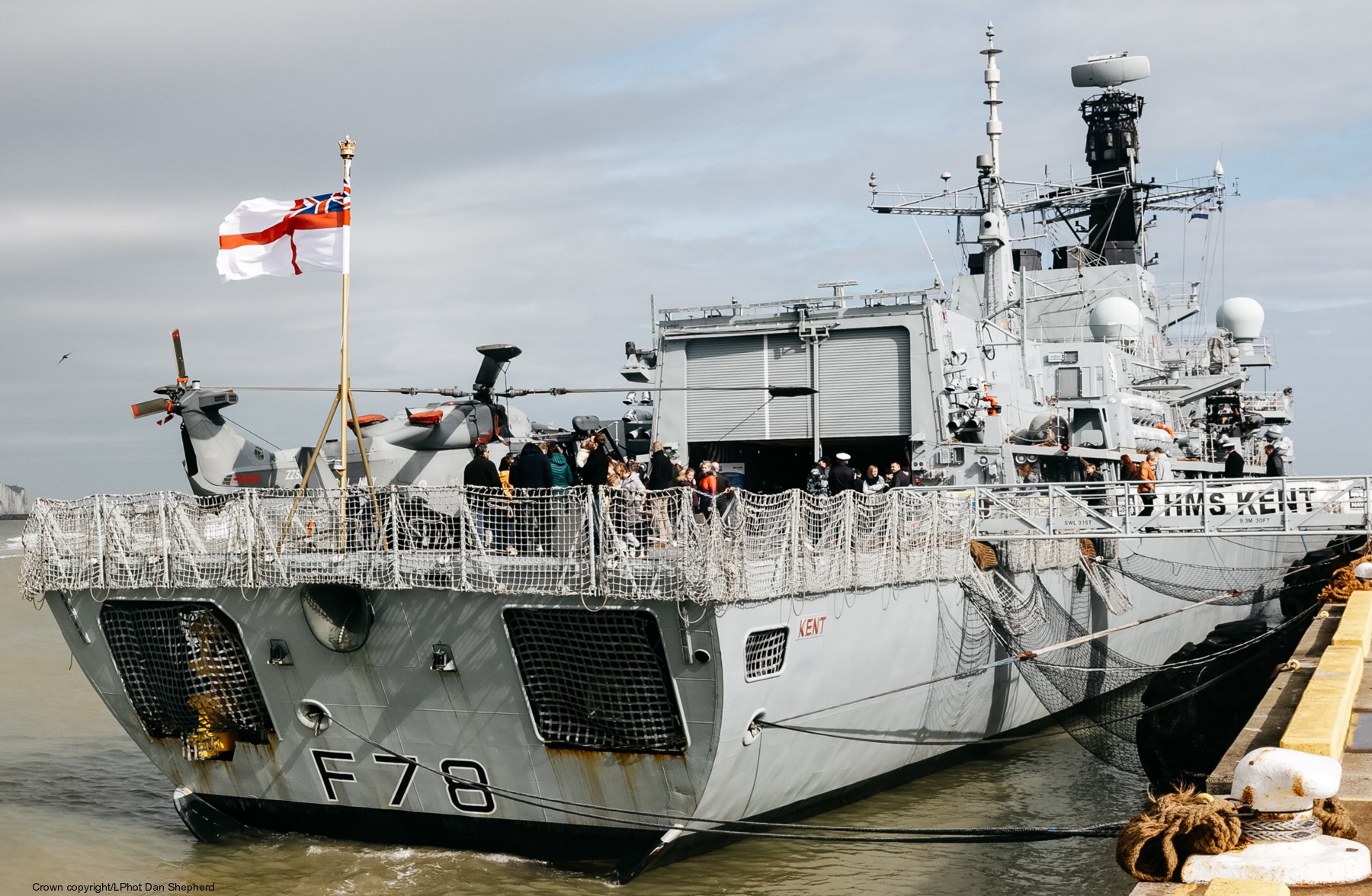 f-78 hms kent type 23 duke class guided missile frigate ffg royal navy 31