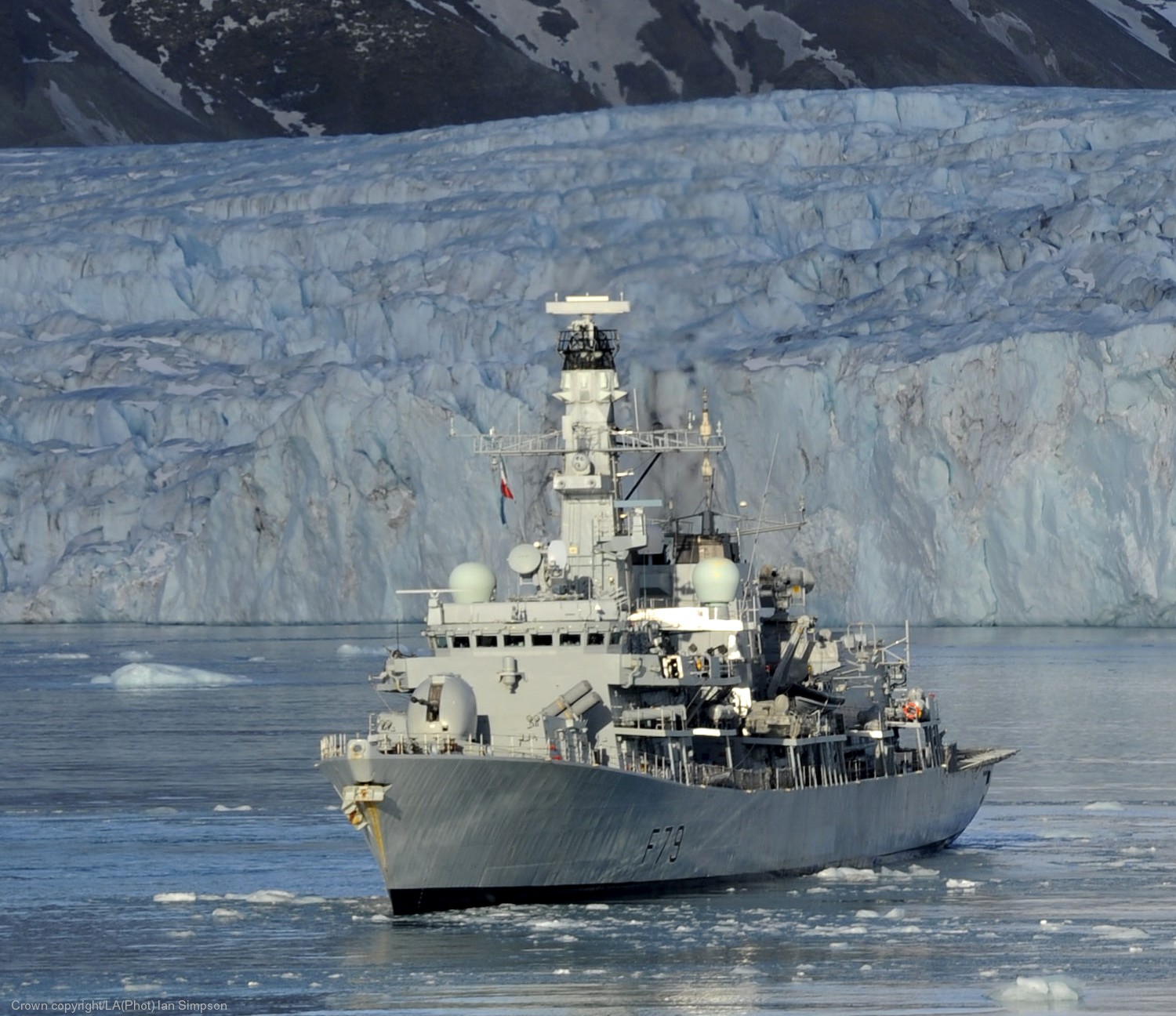 f-79 hms portland type 23 duke class guided missile frigate ffg royal navy 08 arctic