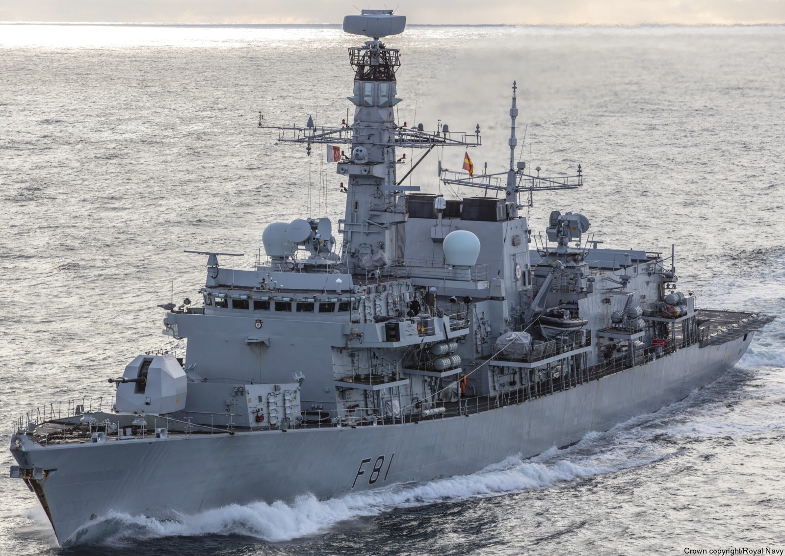 f-81 hms sutherland type 23 duke class guided missile frigate ffg royal navy 16
