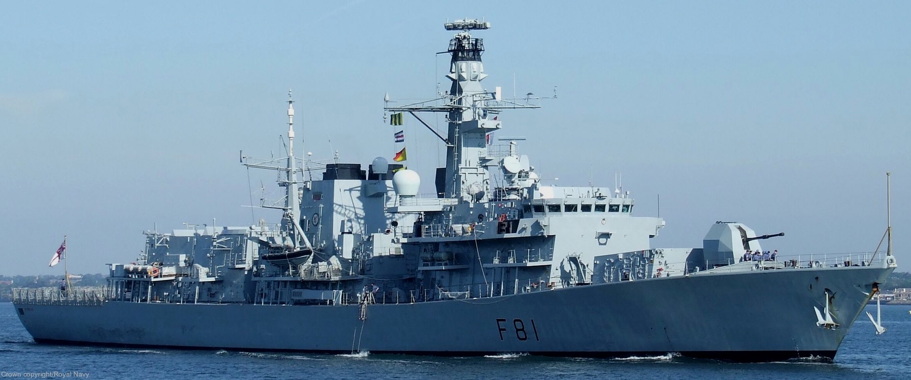 f-81 hms sutherland type 23 duke class guided missile frigate ffg royal navy 22