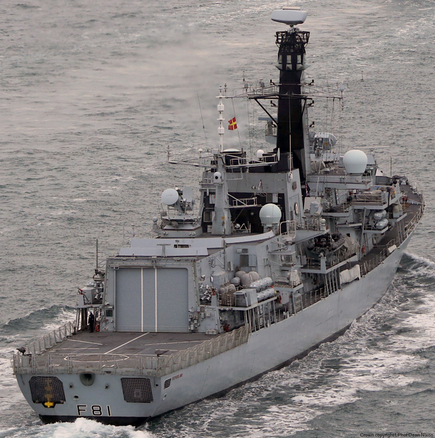 f-81 hms sutherland type 23 duke class guided missile frigate ffg royal navy 31