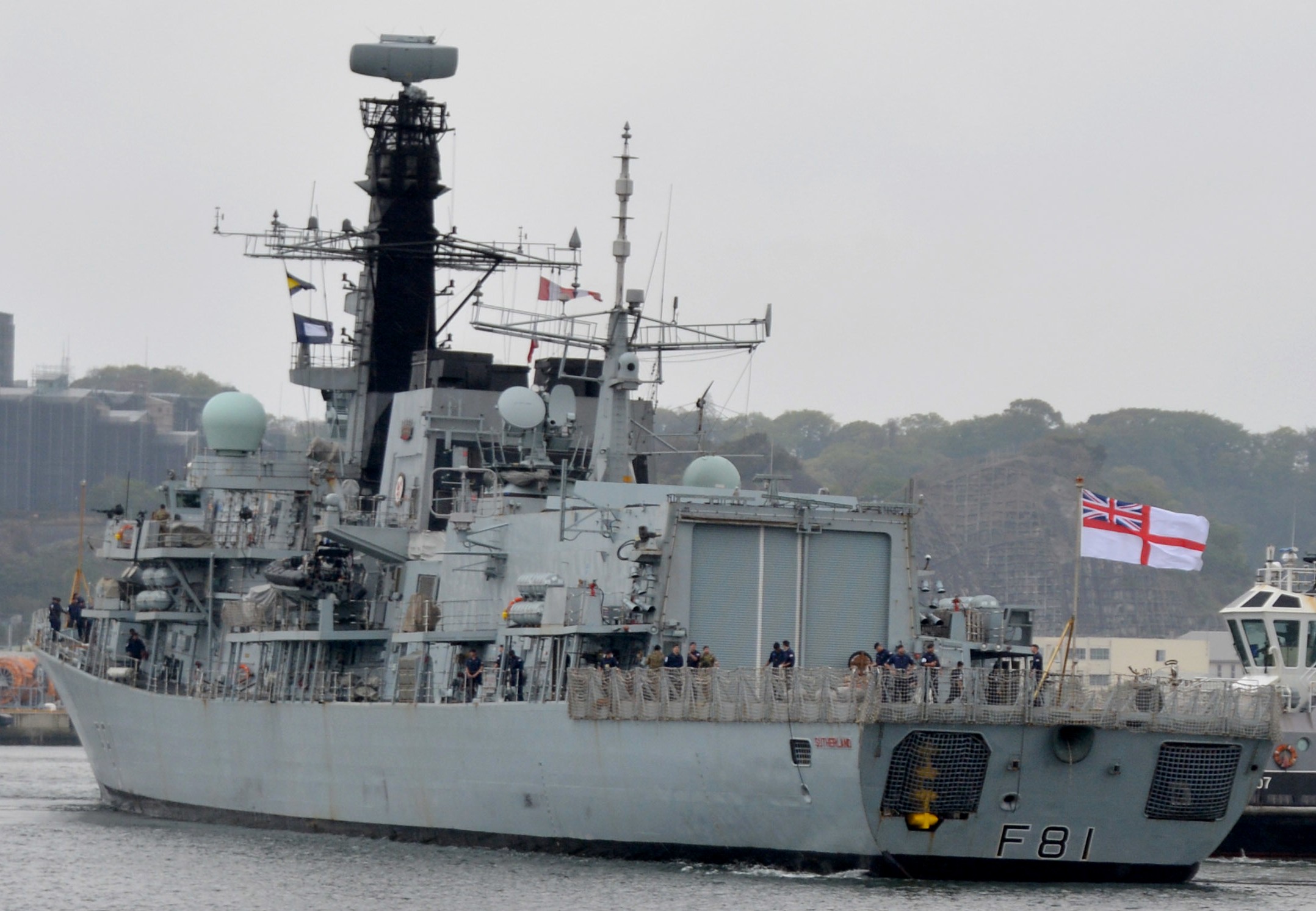 f-81 hms sutherland type 23 duke class guided missile frigate ffg royal navy 54