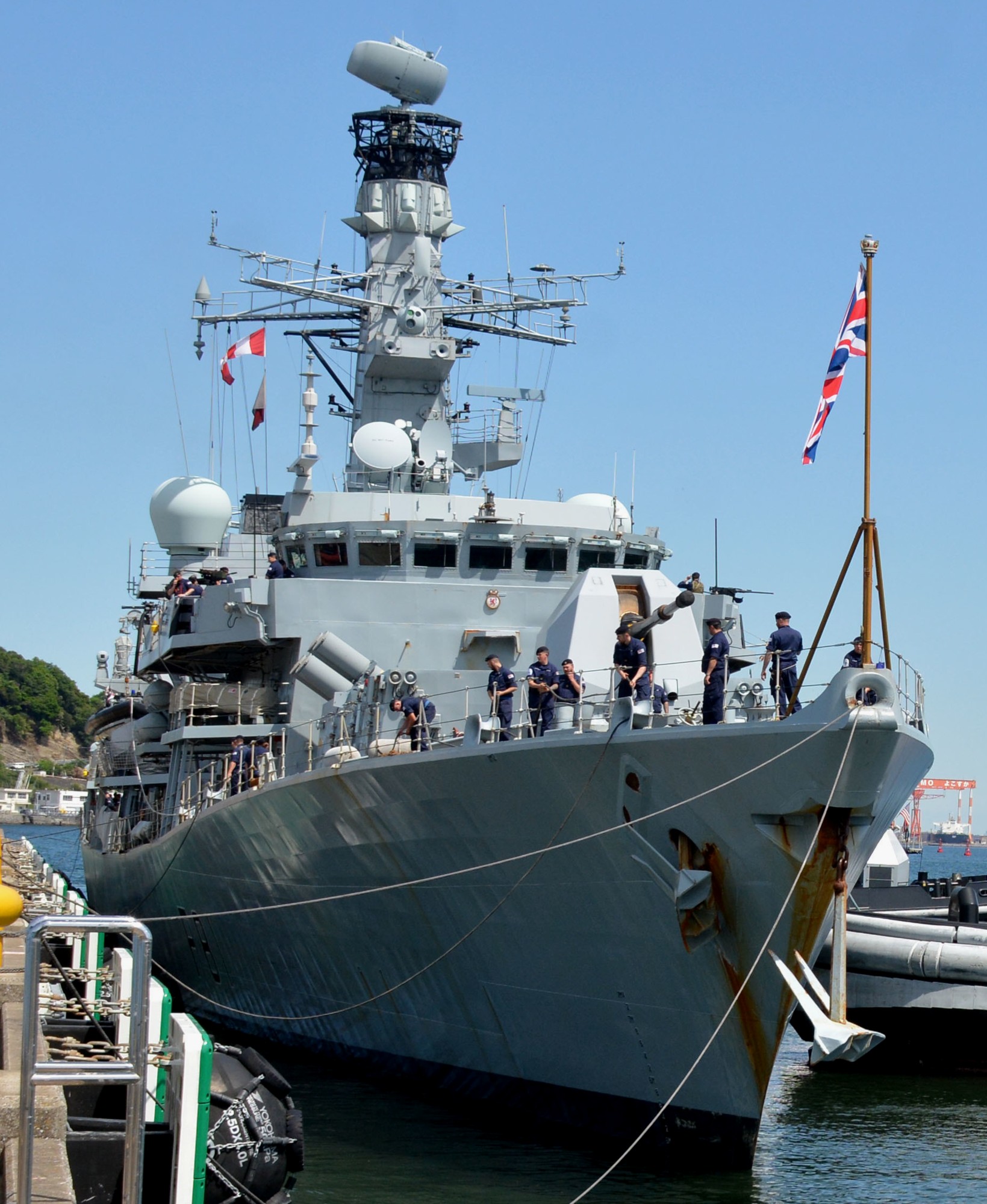 f-81 hms sutherland type 23 duke class guided missile frigate ffg royal navy 60