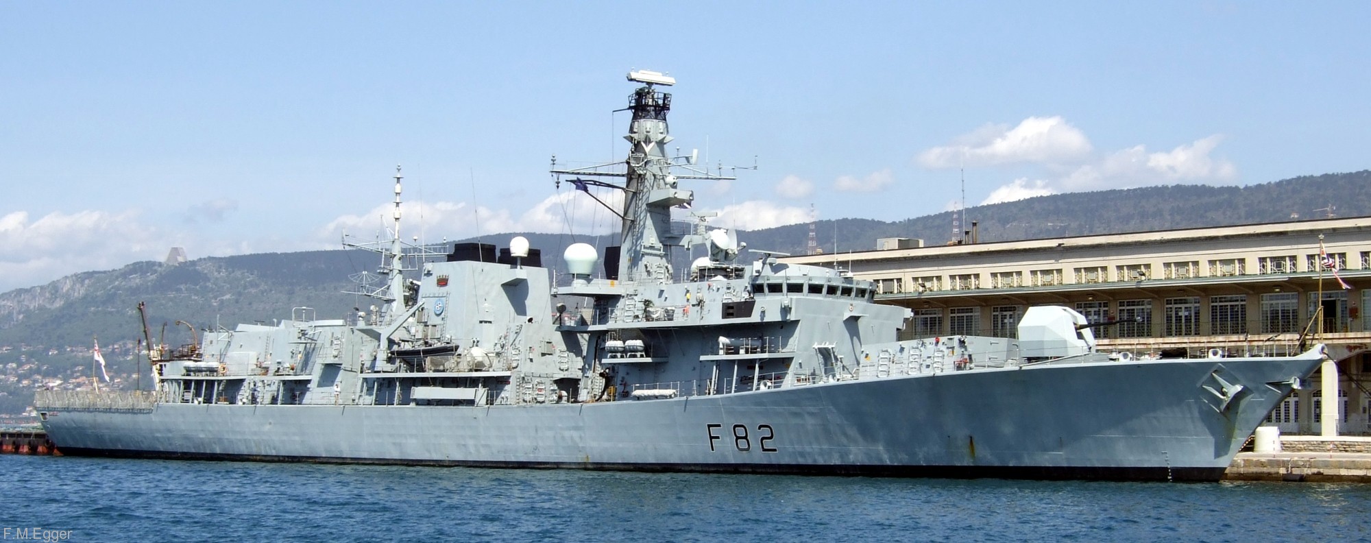 f82 hms somerset type 23 frigate royal navy nato snmg-2 trieste italy 14