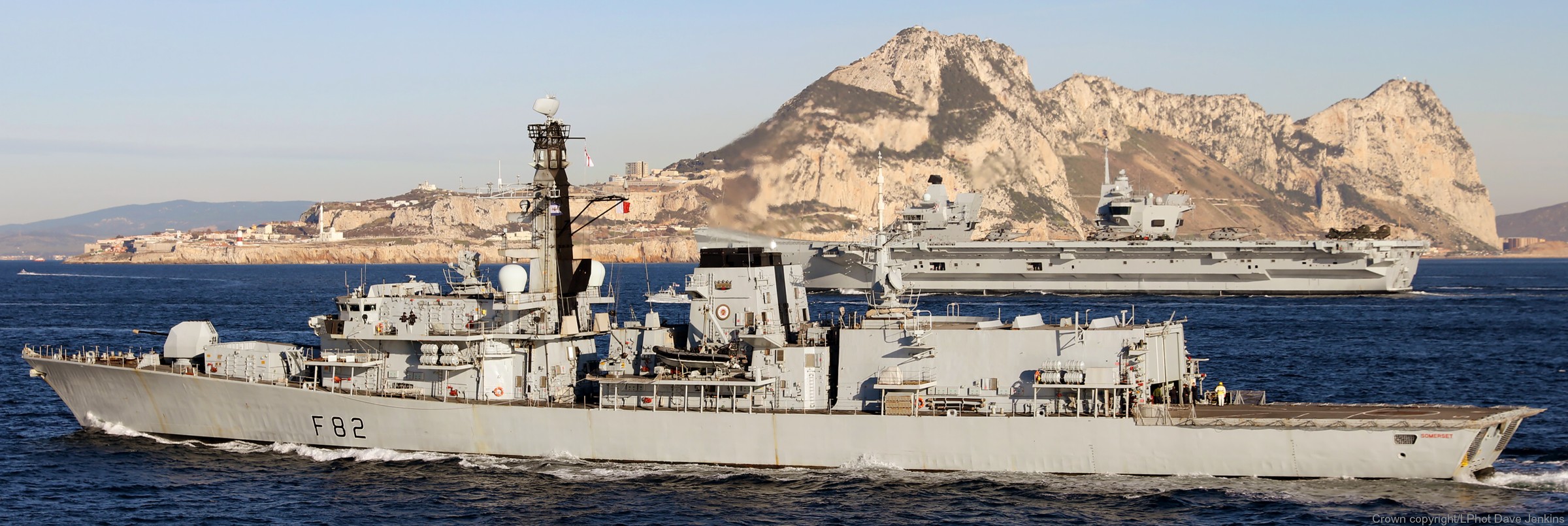 f-82 hms somerset type 23 duke class guided missile frigate ffg royal navy 32 queen elizabeth r-08