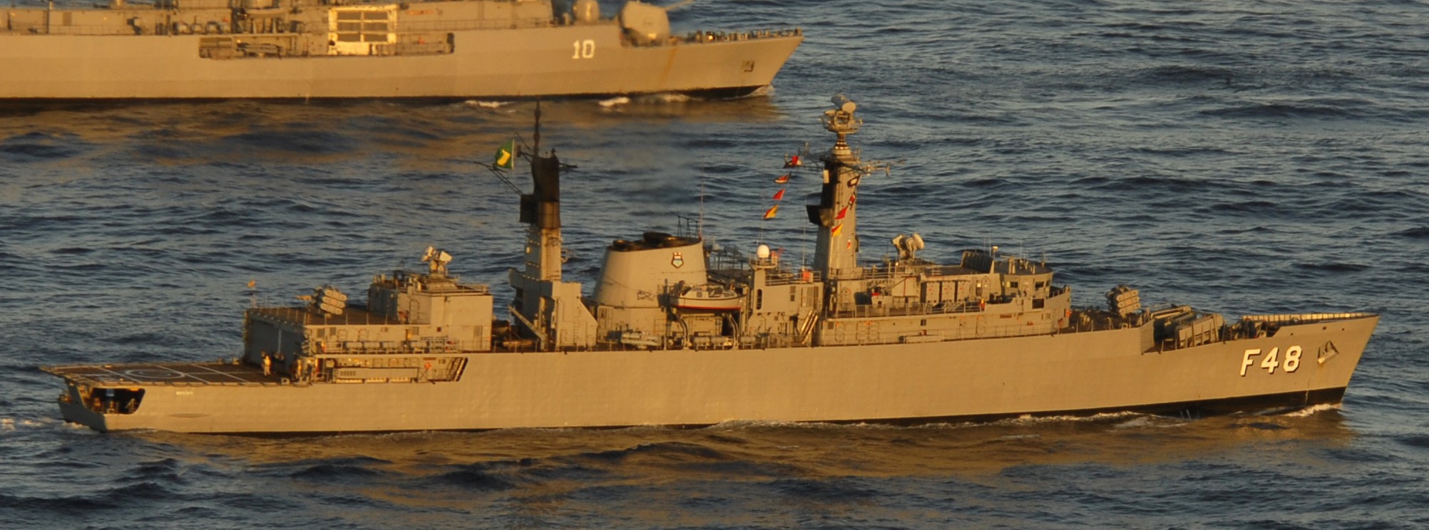 f 48 bns bosisio type 22 frigate brazilian navy ex hms brazen f 91
