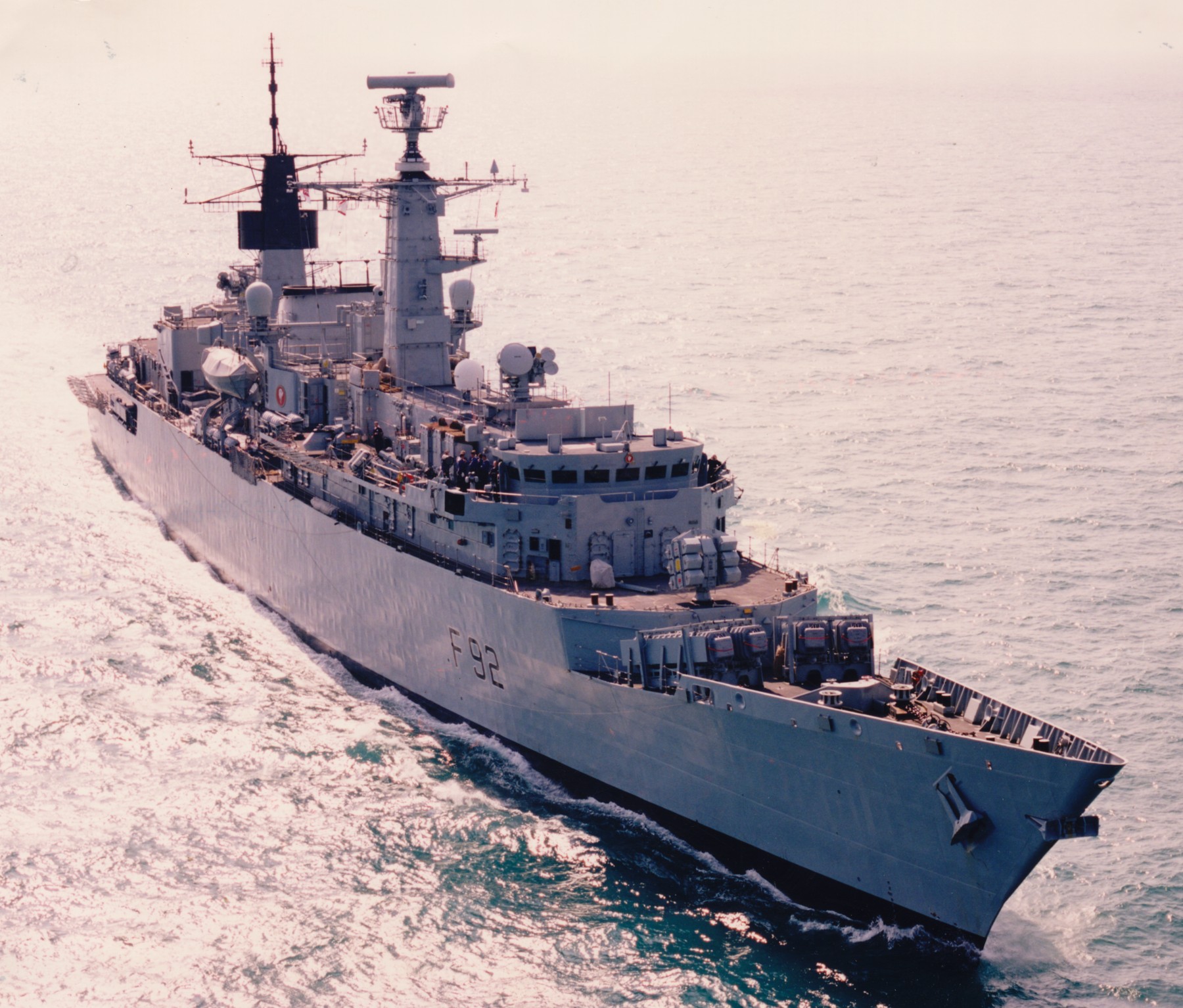 hms boxer f 92 broadsword type 22 class frigate royal navy