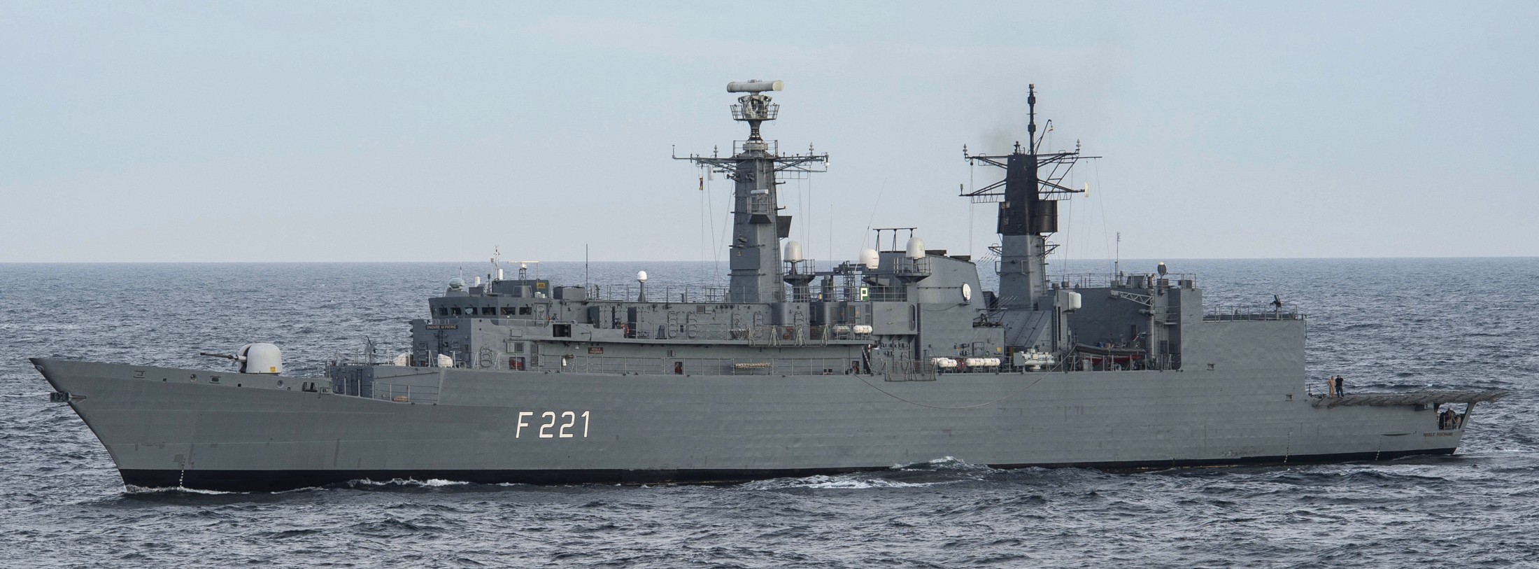 f 221 regele ferdinand romanian navy type 22 broadsword class frigate ex hms coventry f 98