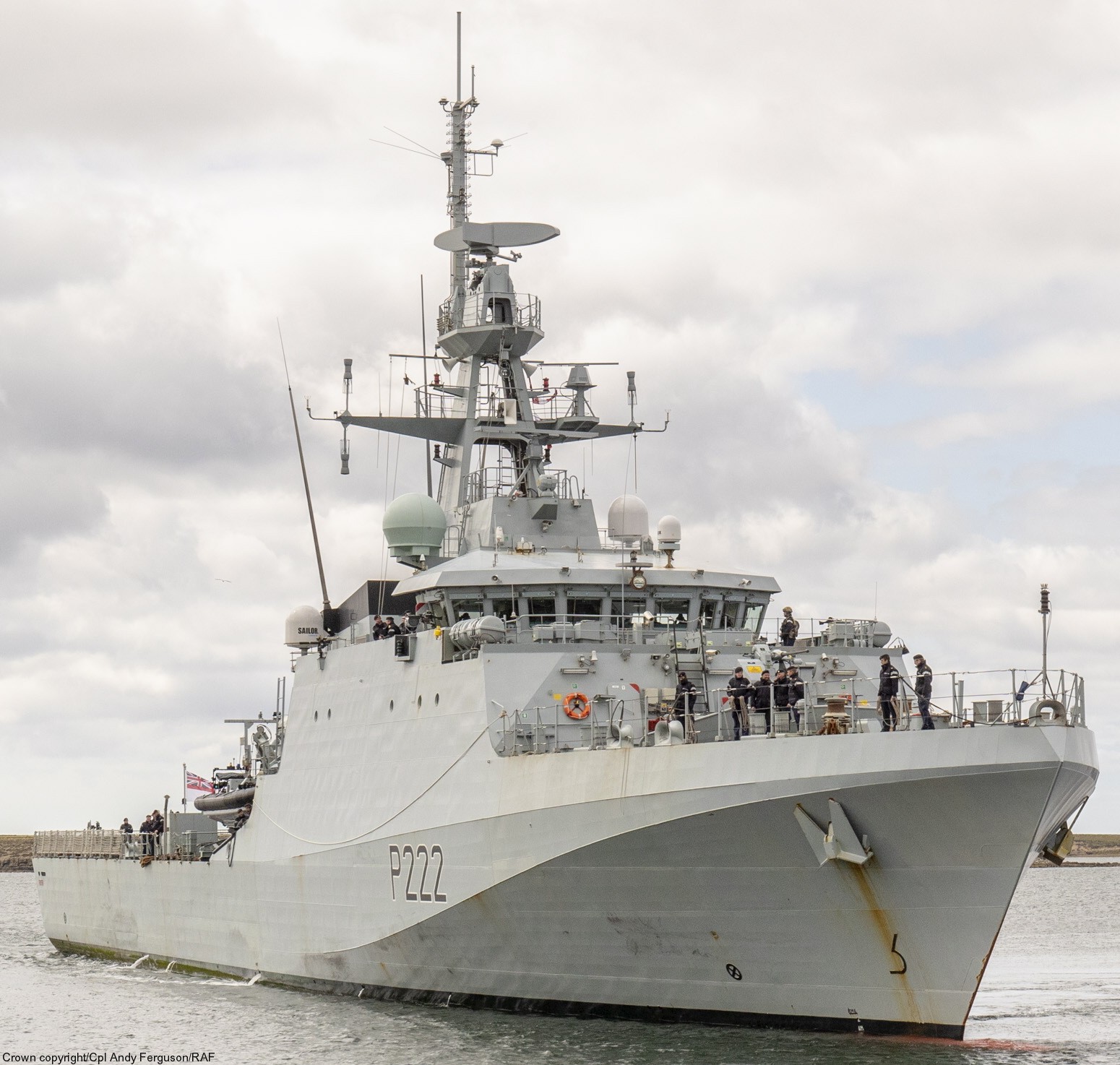 p-222 hms forth river class offshore patrol vessel opv royal navy 06