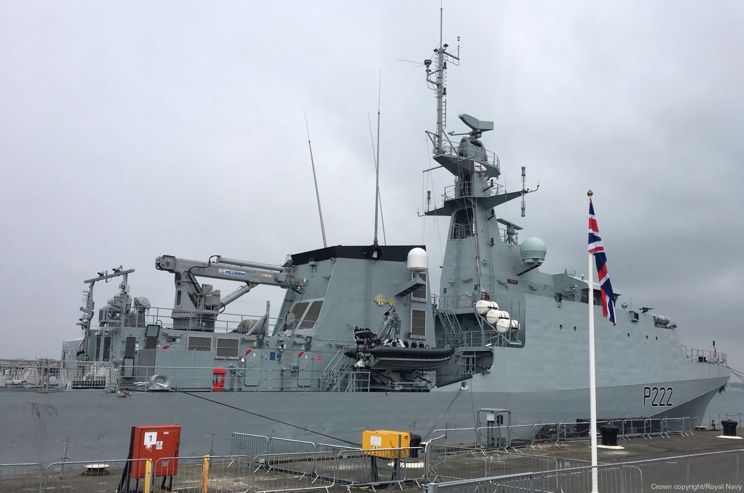 p222 hms forth river class offshore patrol vessel opv royal navy 17