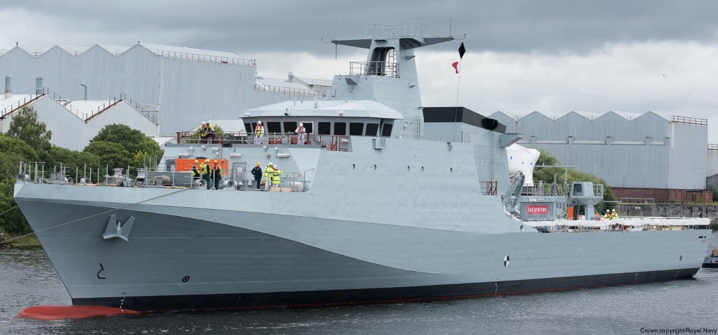 p222 hms forth river class offshore patrol vessel opv royal navy 28