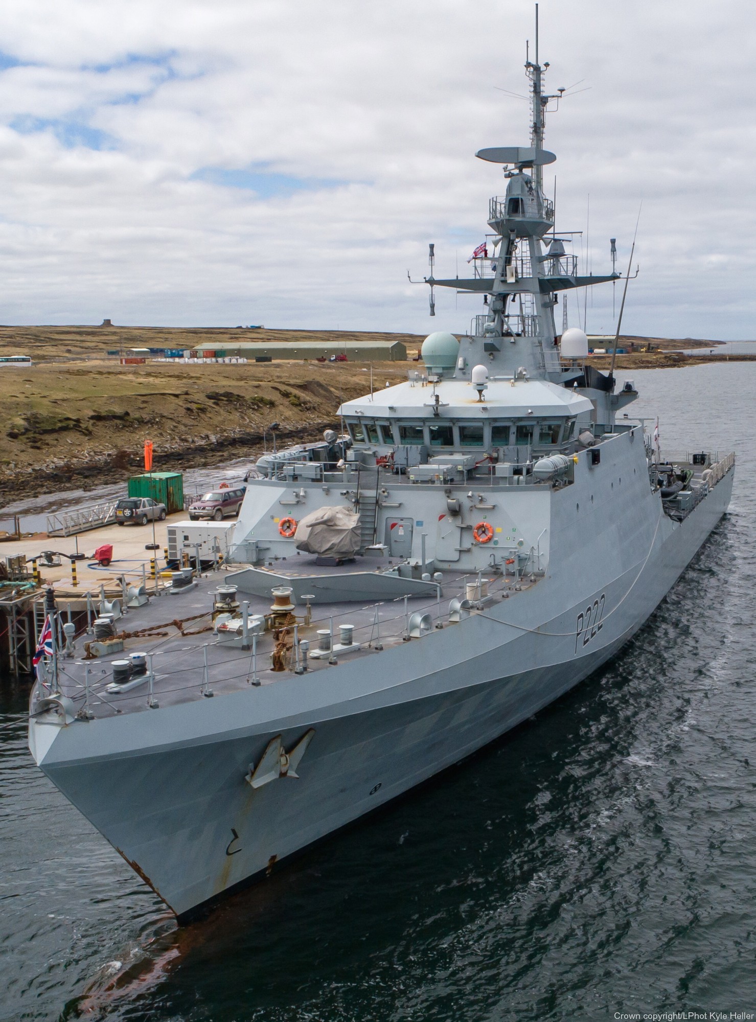 p222 hms forth river class offshore patrol vessel opv royal navy 32