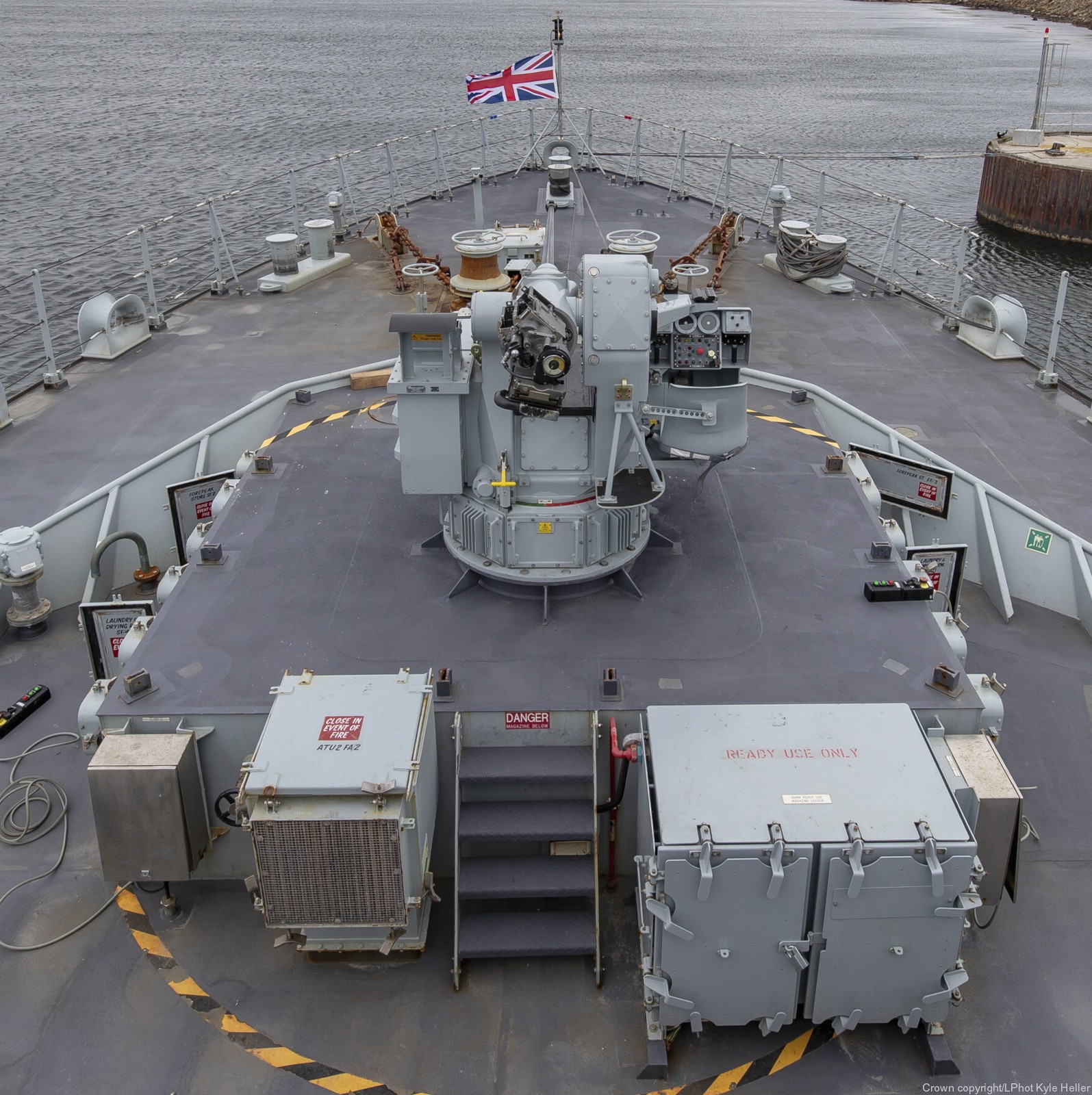 p222 hms forth river class offshore patrol vessel opv royal navy 44
