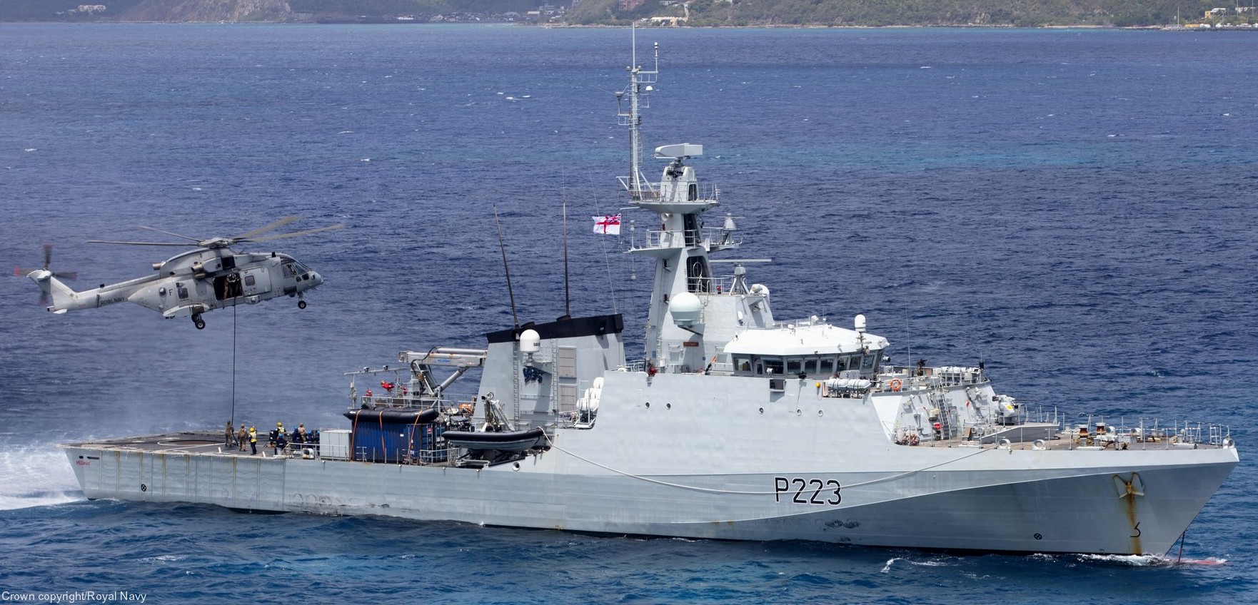 p223 hms medway insignia crest patch badge river class offshore patrol vessel opv royal navy 04