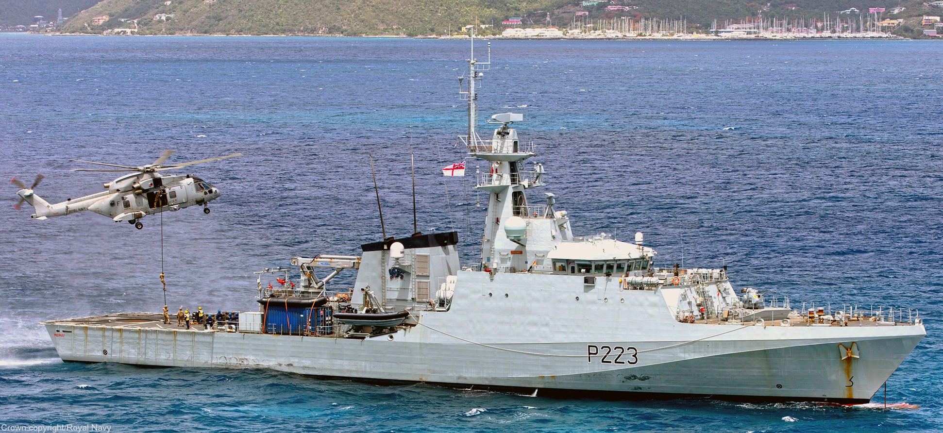 p223 hms medway insignia crest patch badge river class offshore patrol vessel opv royal navy 11 merlin hm2 helicopter
