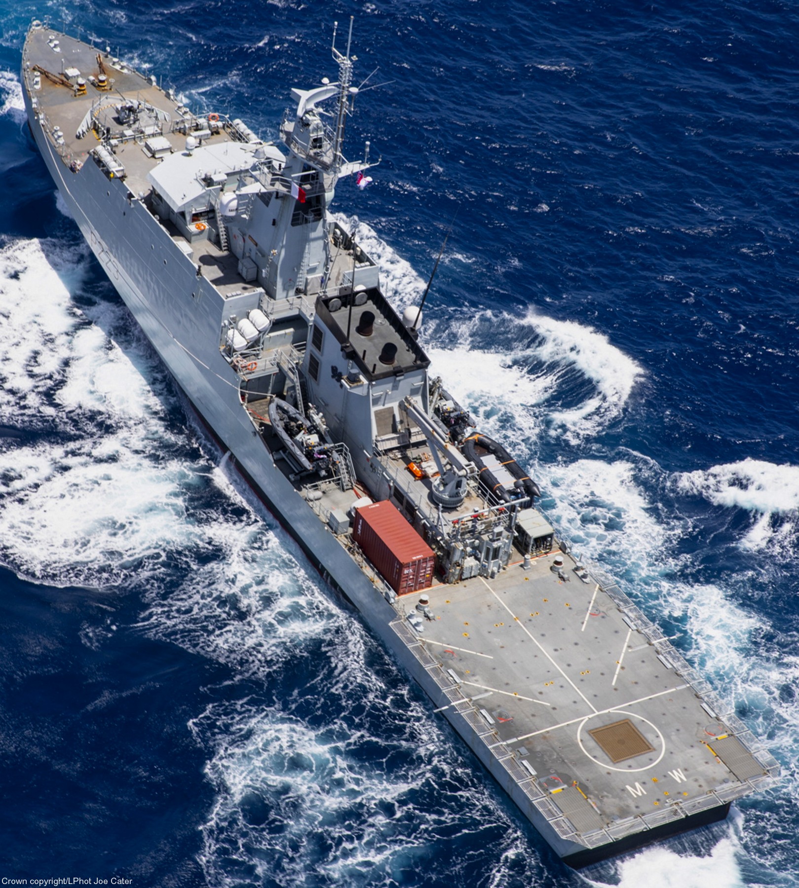 p-223 hms medway river class offshore patrol vessel opv royal navy 21