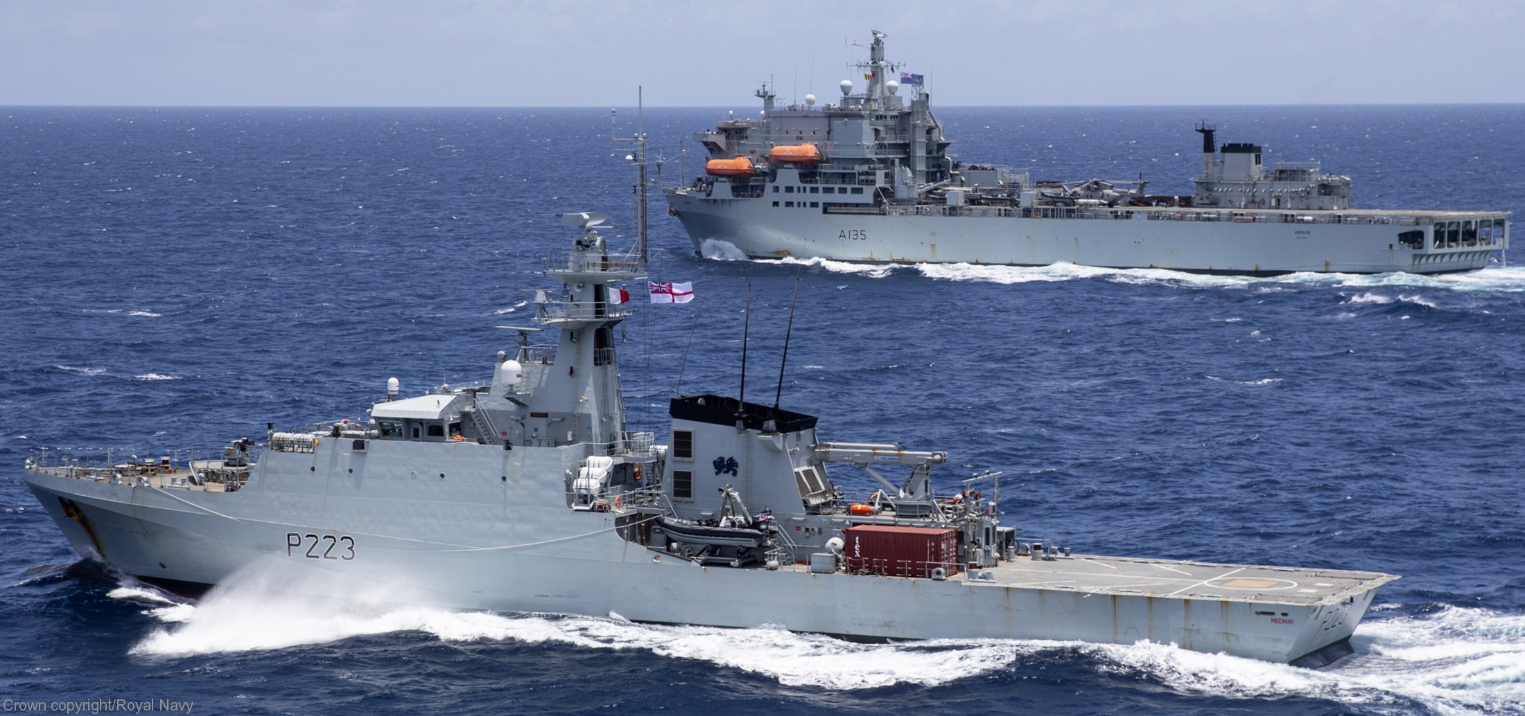 p223 hms medway river class offshore patrol vessel opv royal navy 29 rfa argus