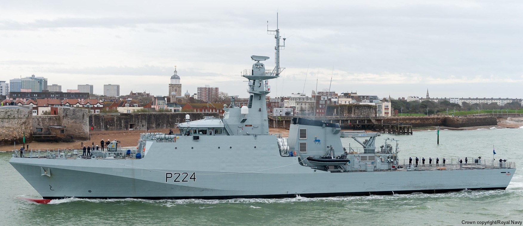 p-224 hms trent river class offshore patrol vessel opv royal navy 11