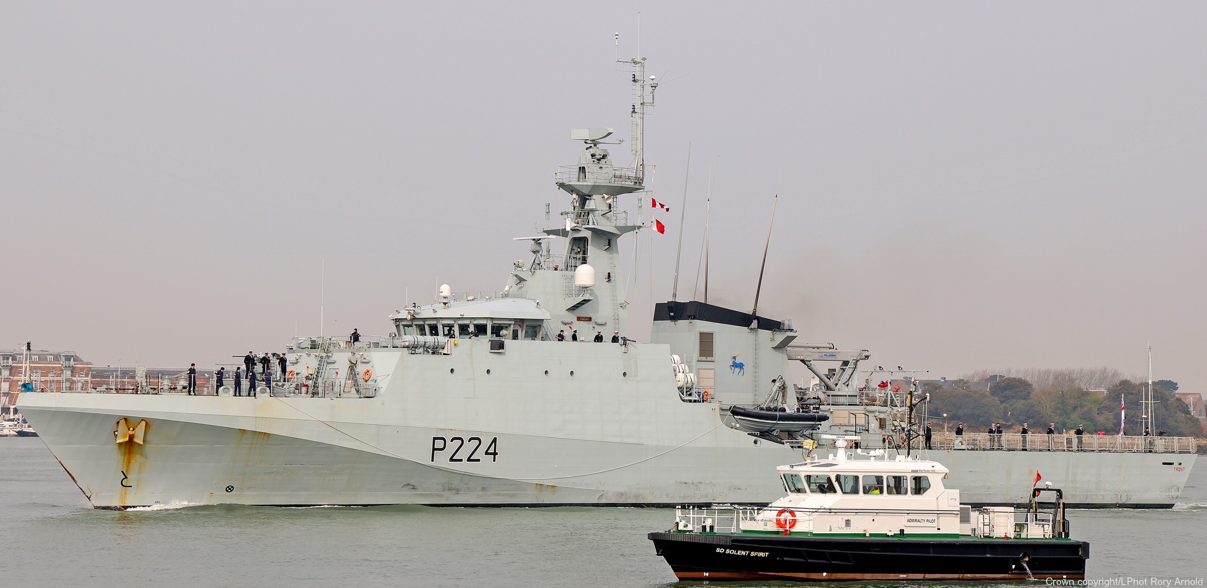 p224 hms trent river class offshore patrol vessel opv royal navy 43