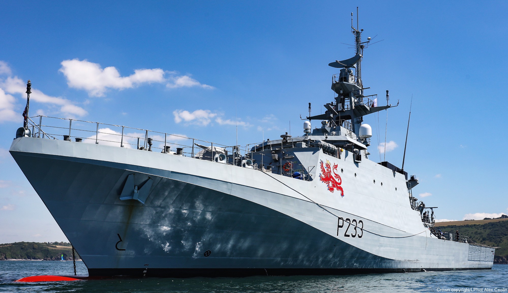 p233 hms tamar river class offshore patrol vessel opv royal navy 32