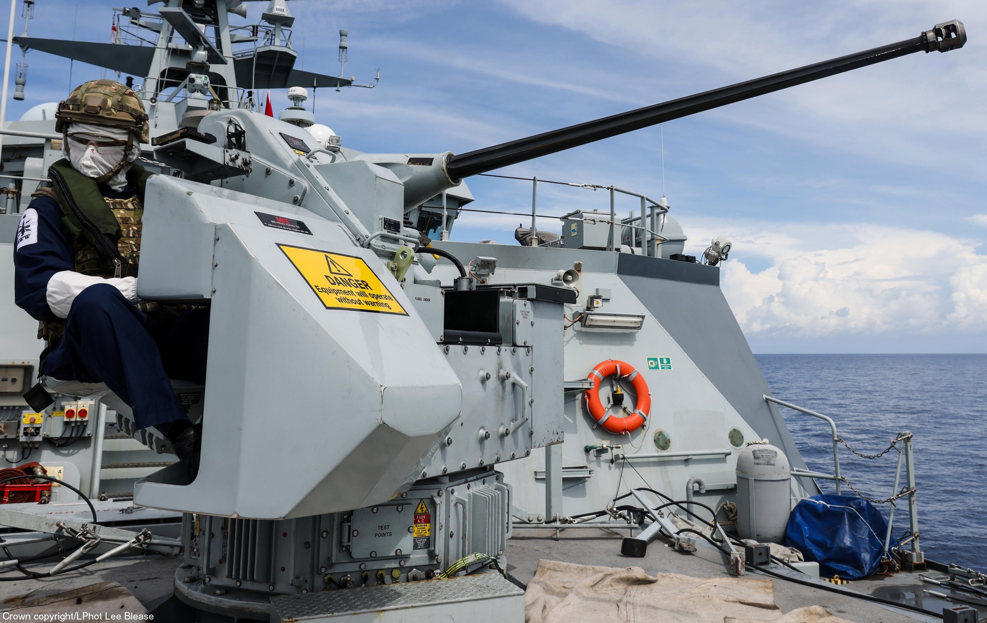 p233 hms tamar river class offshore patrol vessel opv royal navy ds30m mk.2 ascg machine gun system 36
