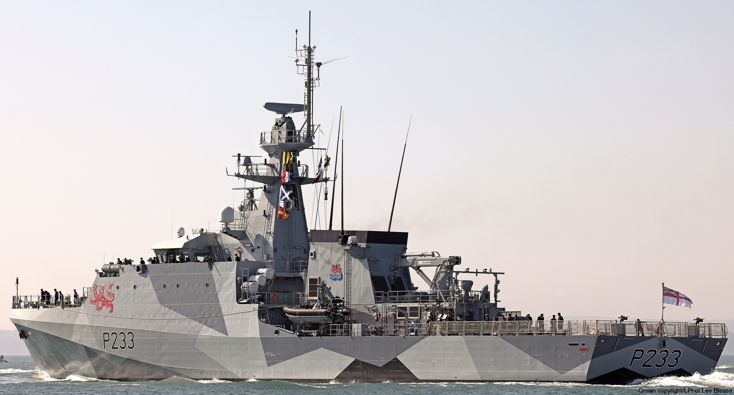 p233 hms tamar river class offshore patrol vessel opv royal navy 37c