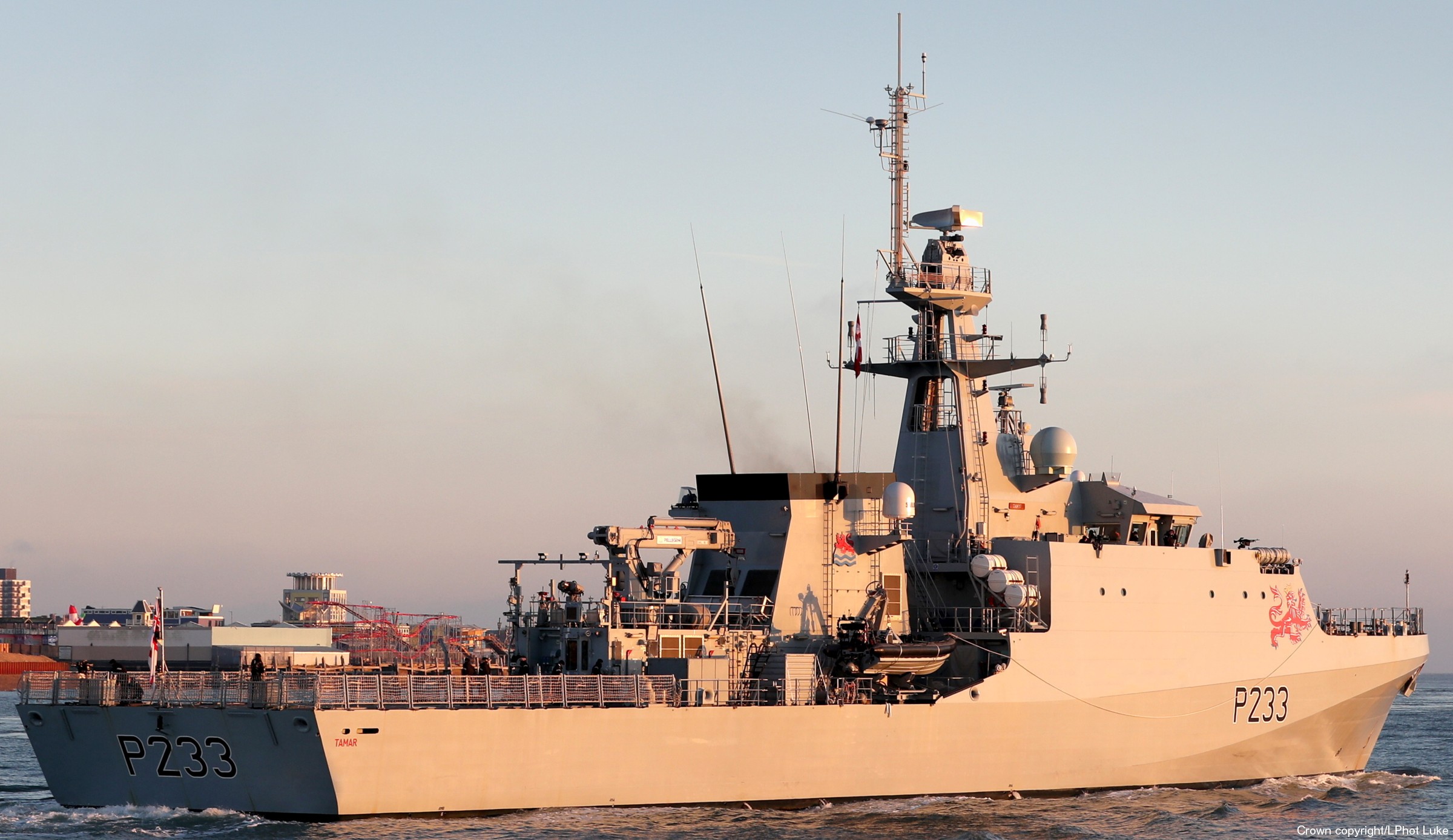 p233 hms tamar river class offshore patrol vessel opv royal navy 40