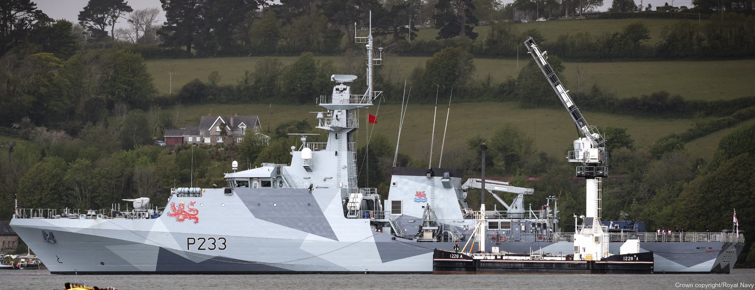 p233 hms tamar river class offshore patrol vessel opv royal navy 57