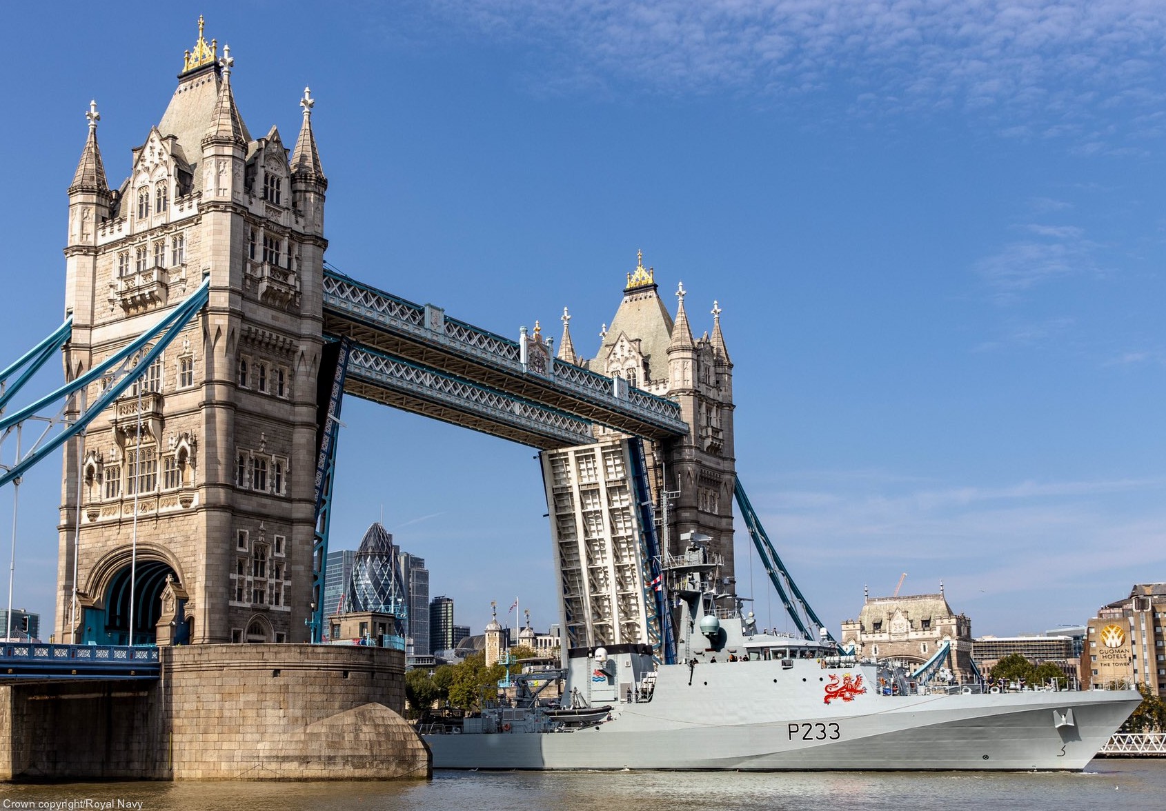 p233 hms tamar river class offshore patrol vessel opv royal navy 63 london tower bridge