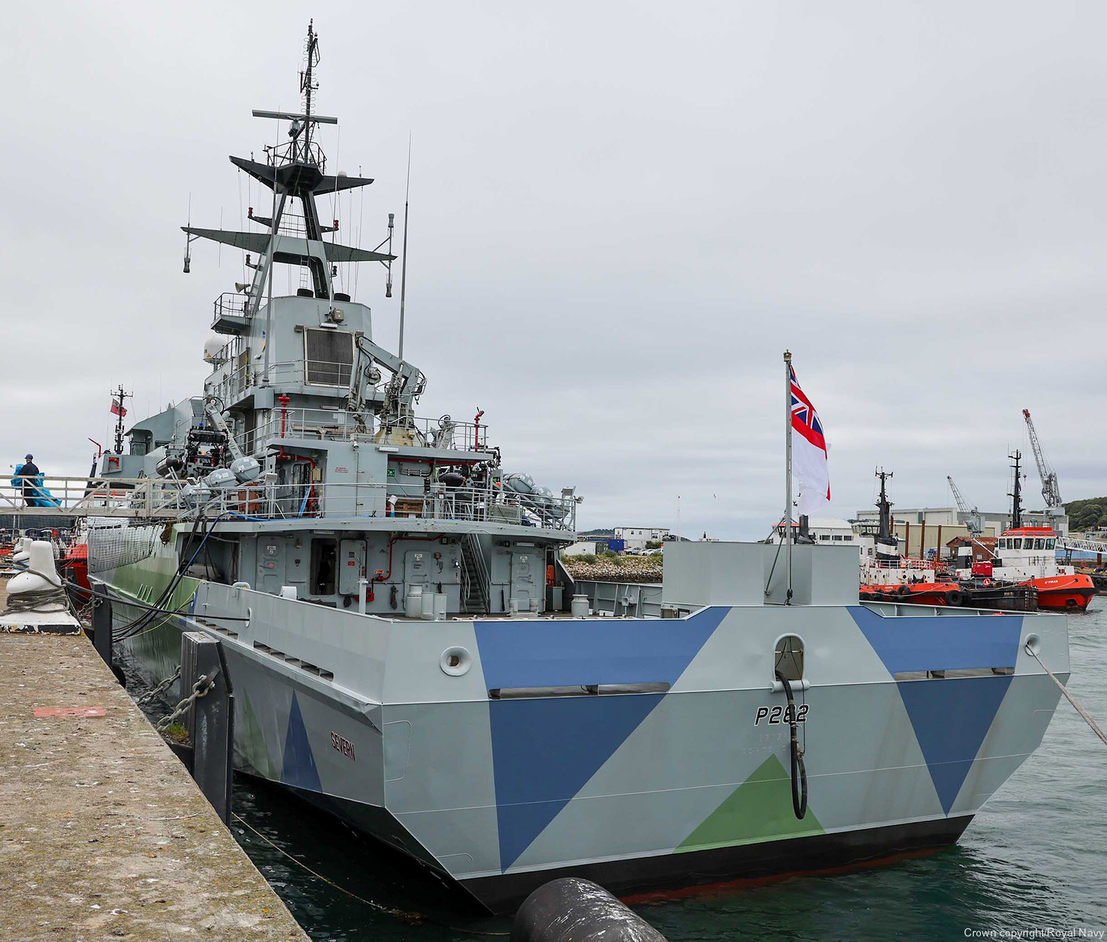 p282 hms severn river class offshore patrol vessel opv royal navy 19