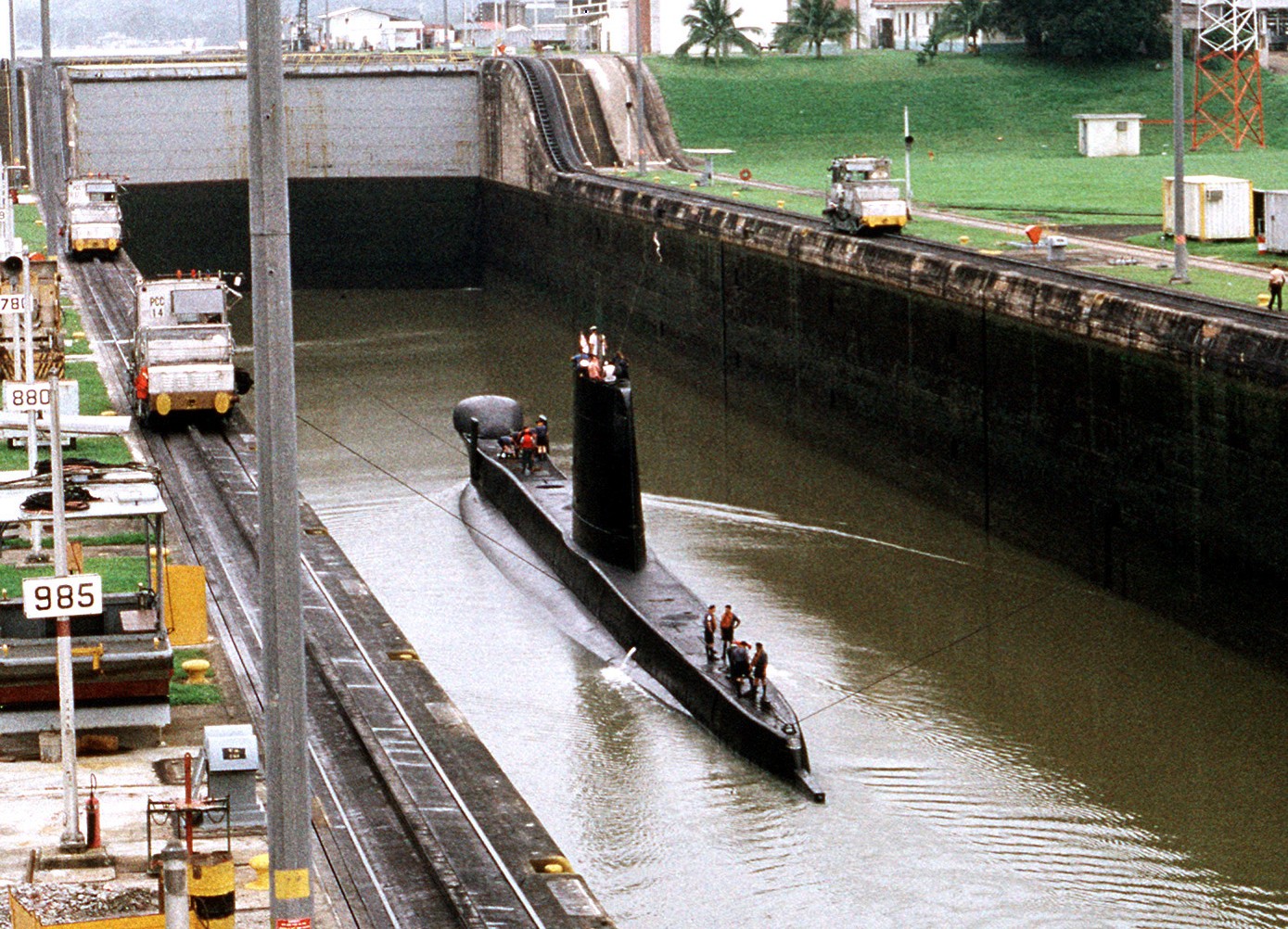 s17 hms ocelot oberon class attack patrol submarine ssk royal navy 02