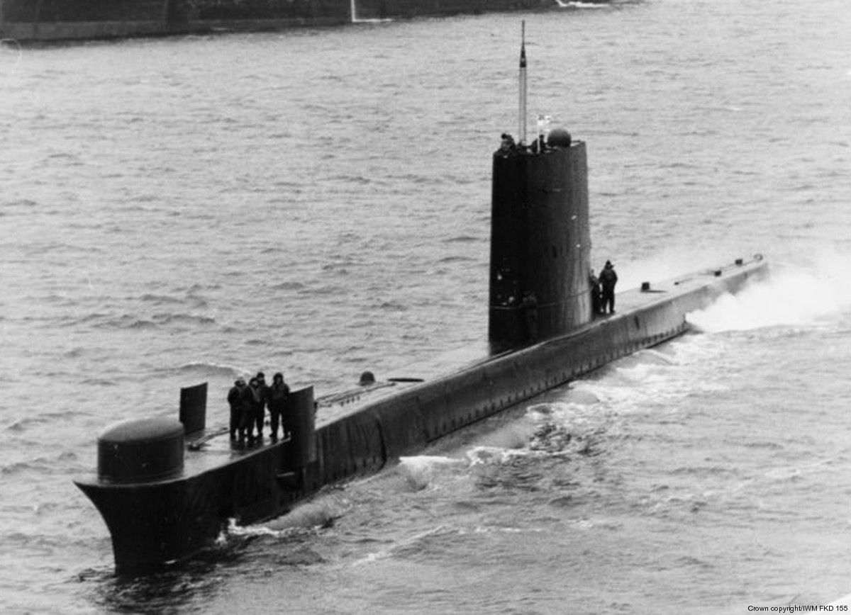 s21 hms onyx oberon class attack patrol submarine ssk royal navy 03