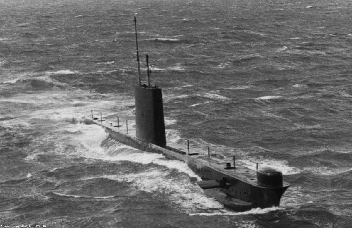 s04 hms grampus porpoise class attack submarine ssk patrol royal navy 02
