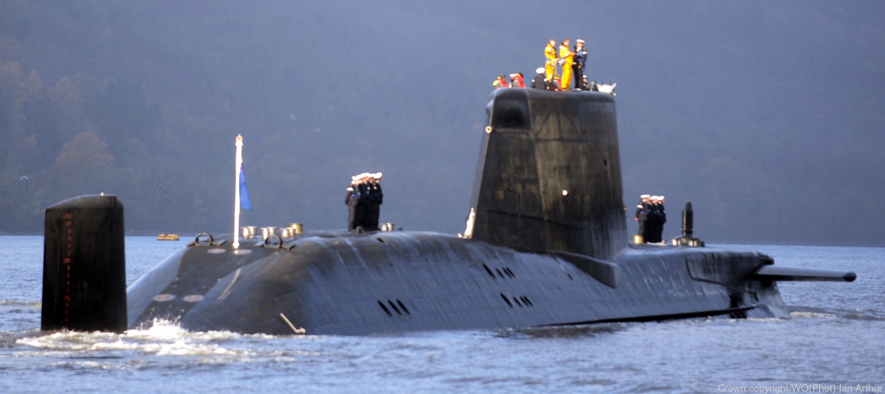 s119 hms astute s-119 attack submarine ssn hunter killer royal navy 06