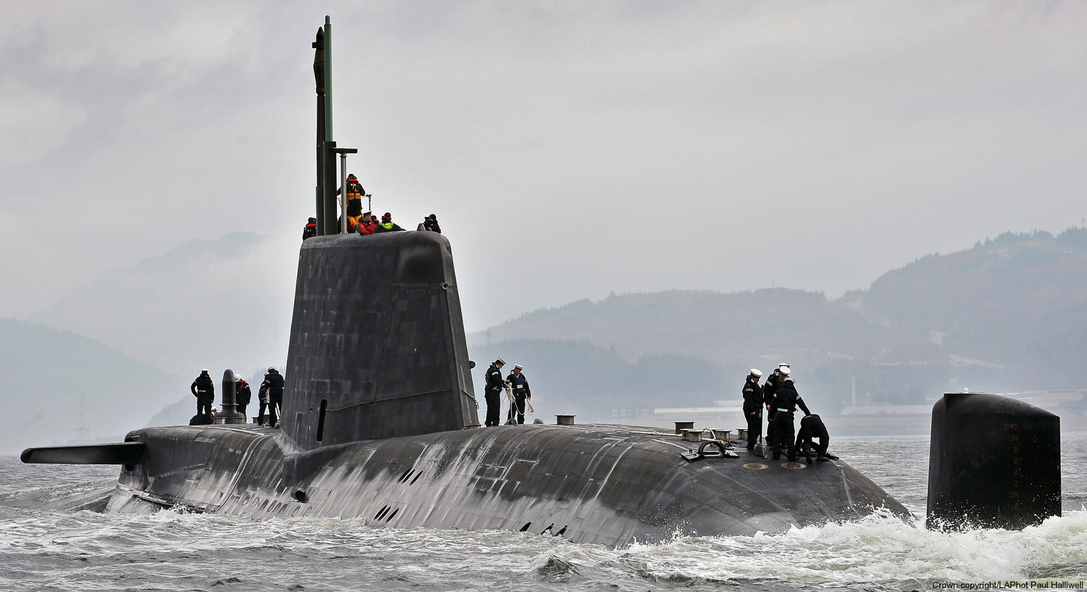 astute class attack submarine ssn hunter killer royal navy s119 hms 17c