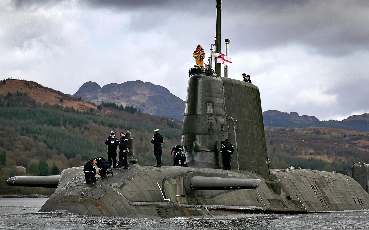 s119 hms astute s-119 attack submarine ssn hunter killer royal navy 28
