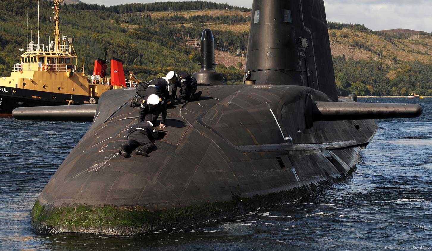 s119 hms astute s-119 attack submarine ssn hunter killer royal navy 30
