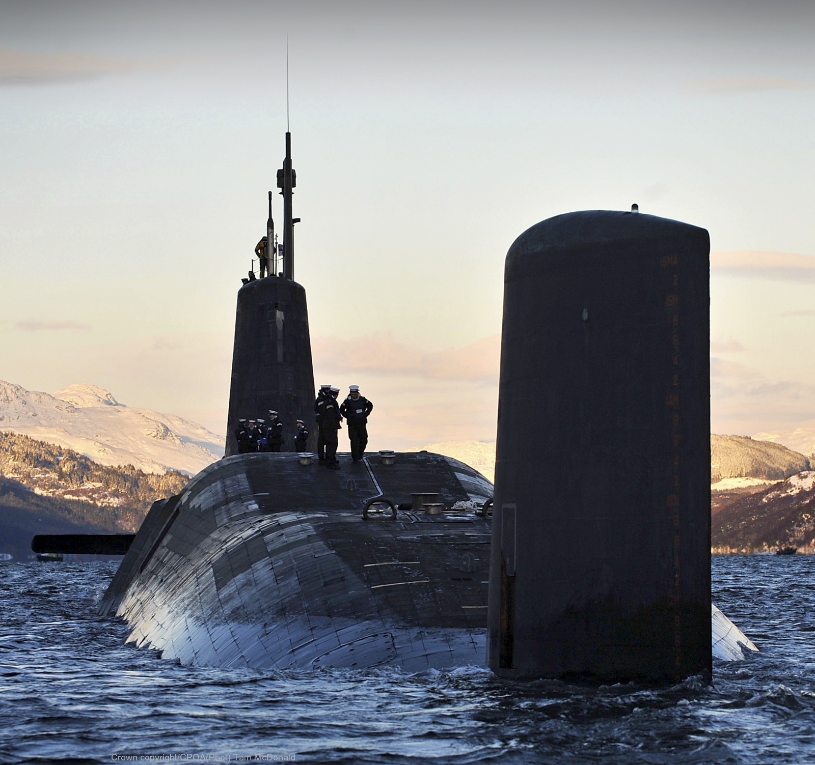 s28 hms vanguard ssbn ballistic missile submarine royal navy 10
