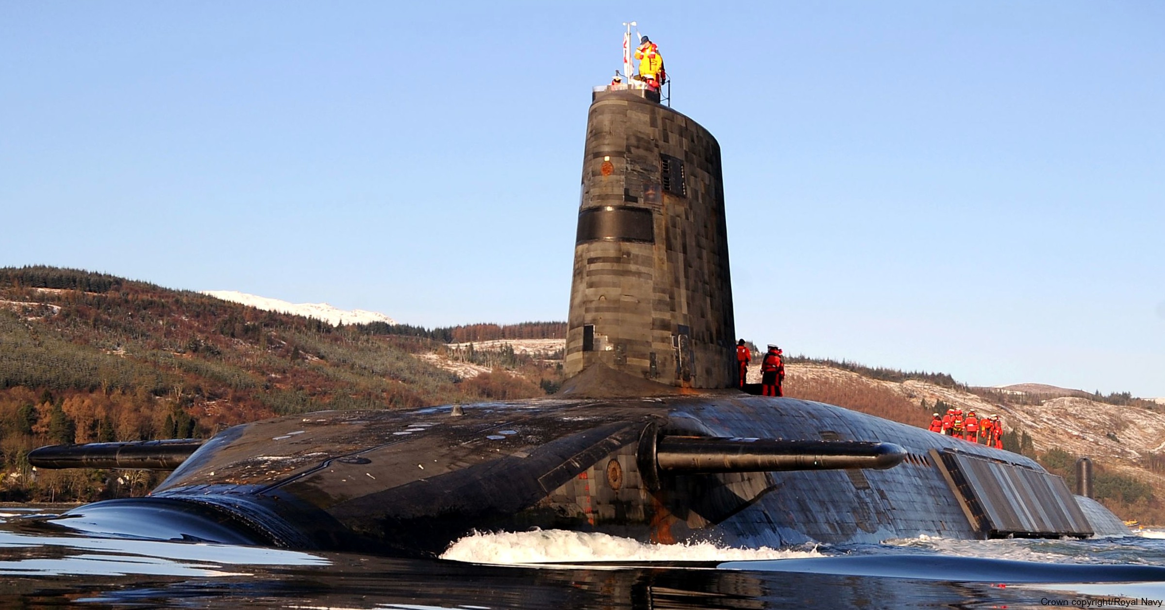 vanguard class ballistic missile submarine ssbn nuclear trident slbm royal navy 02c