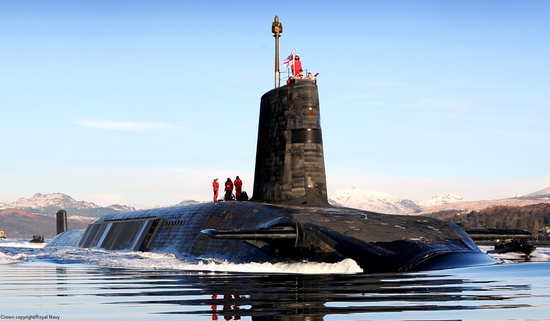 vanguard class ballistic missile submarine ssbn nuclear trident slbm royal navy 03c