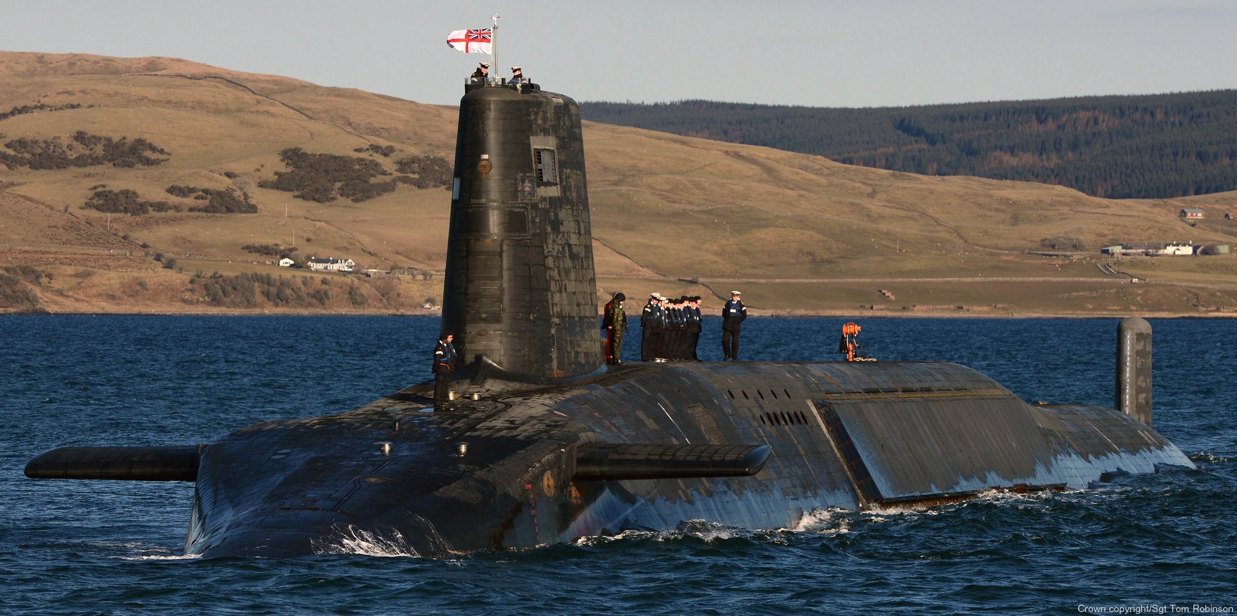 s29 hms victorious ssbn vanguard class ballistic missile submarine trident slbm royal navy 04