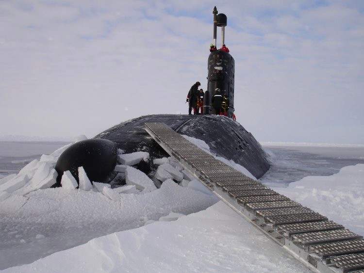 hms tireless s-88 trafalgar class attack submarine royal navy 07 arctic icex