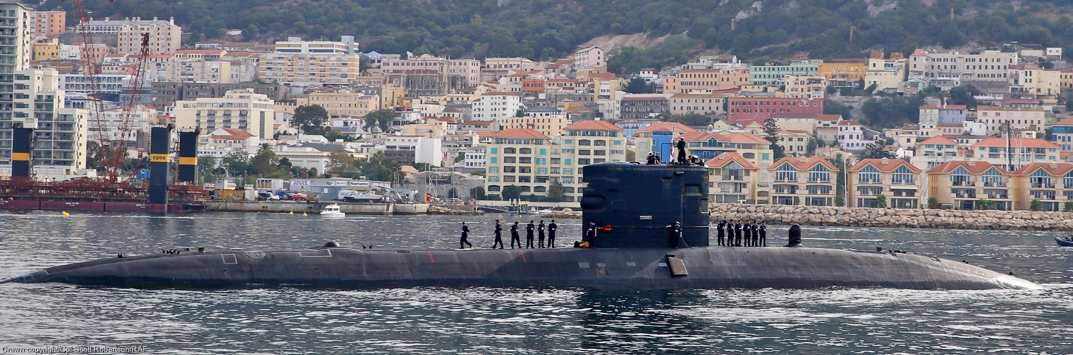 s90 hms torbay trafalgar class attack submarine hunter killer royal navy 04